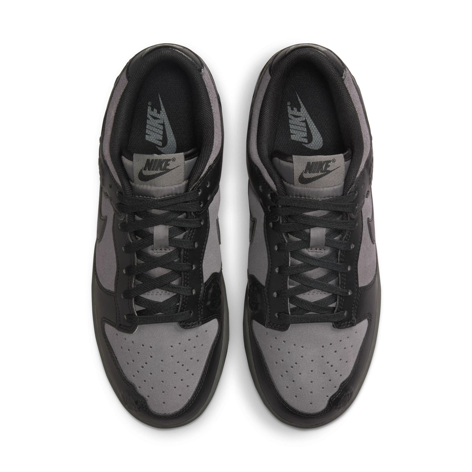 Nike Dunk Low "Black Roses" Women's Shoe - BLACK/GREY Thumbnail View 6