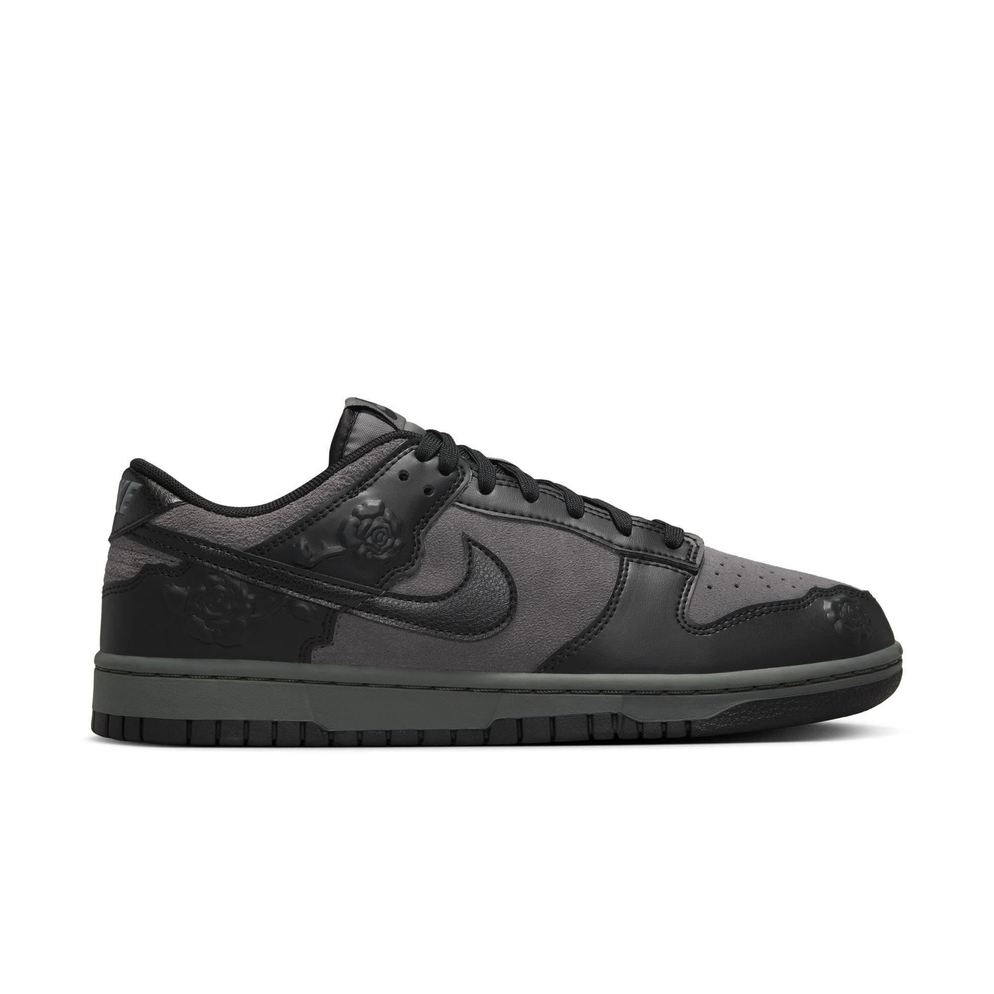 Nike Dunk Low "Black Roses" Women's Shoe - BLACK/GREY Thumbnail View 1