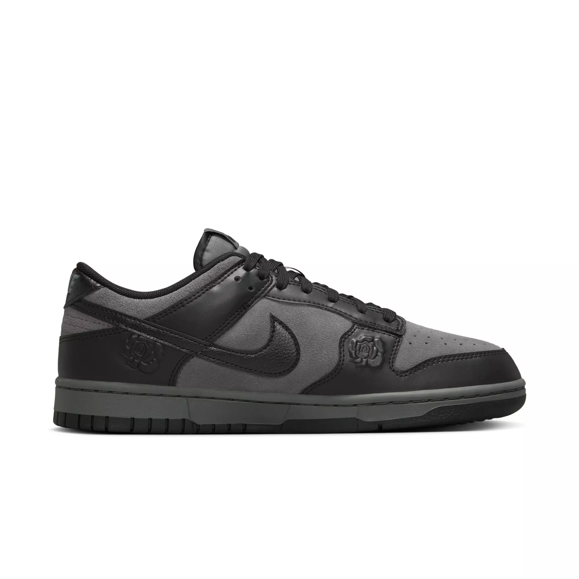 Nike Dunk Low "Black Roses" Women's Shoe - BLACK/GREY