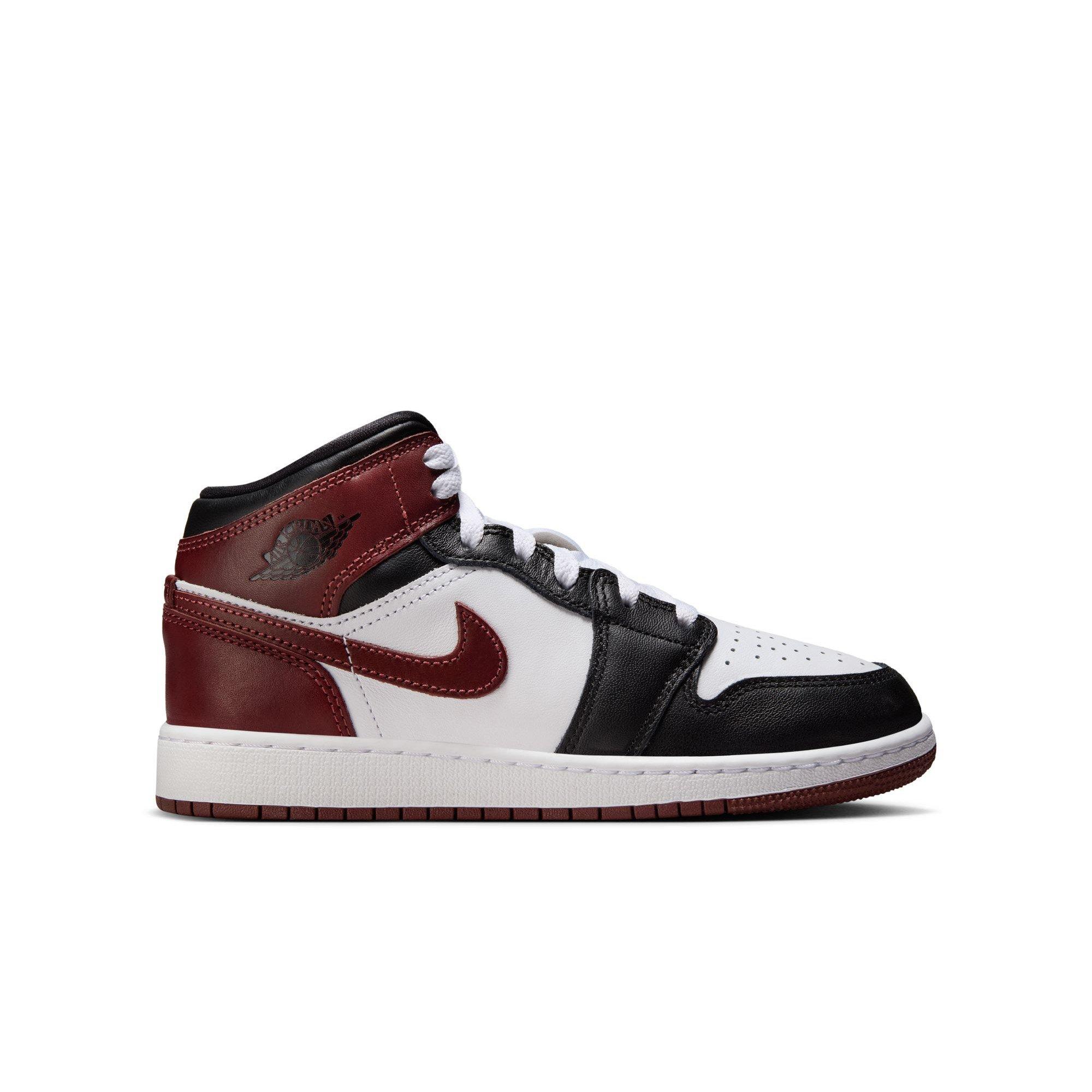 Jordan 1 Mid SE "White/Dark Pony/Black" Grade School Boys' Shoe