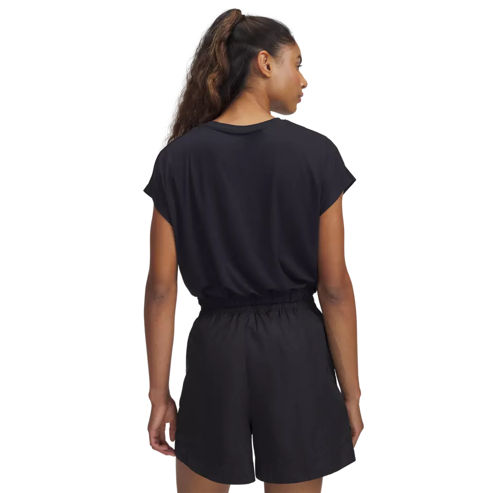 Under Armour Women's Motion Bubble Hem Tee - BLACK