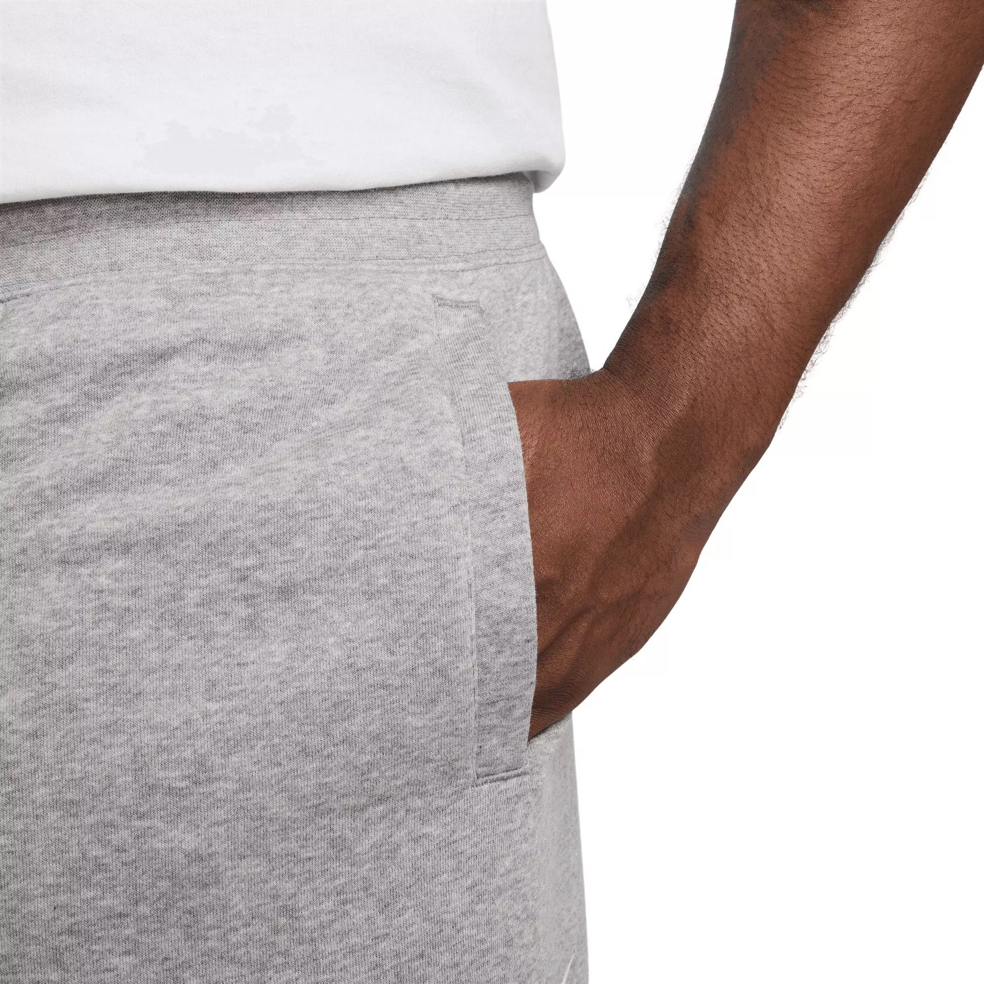 Nike Men's Club French Terry Alumni Shorts - Light Grey - LIGHT GREY