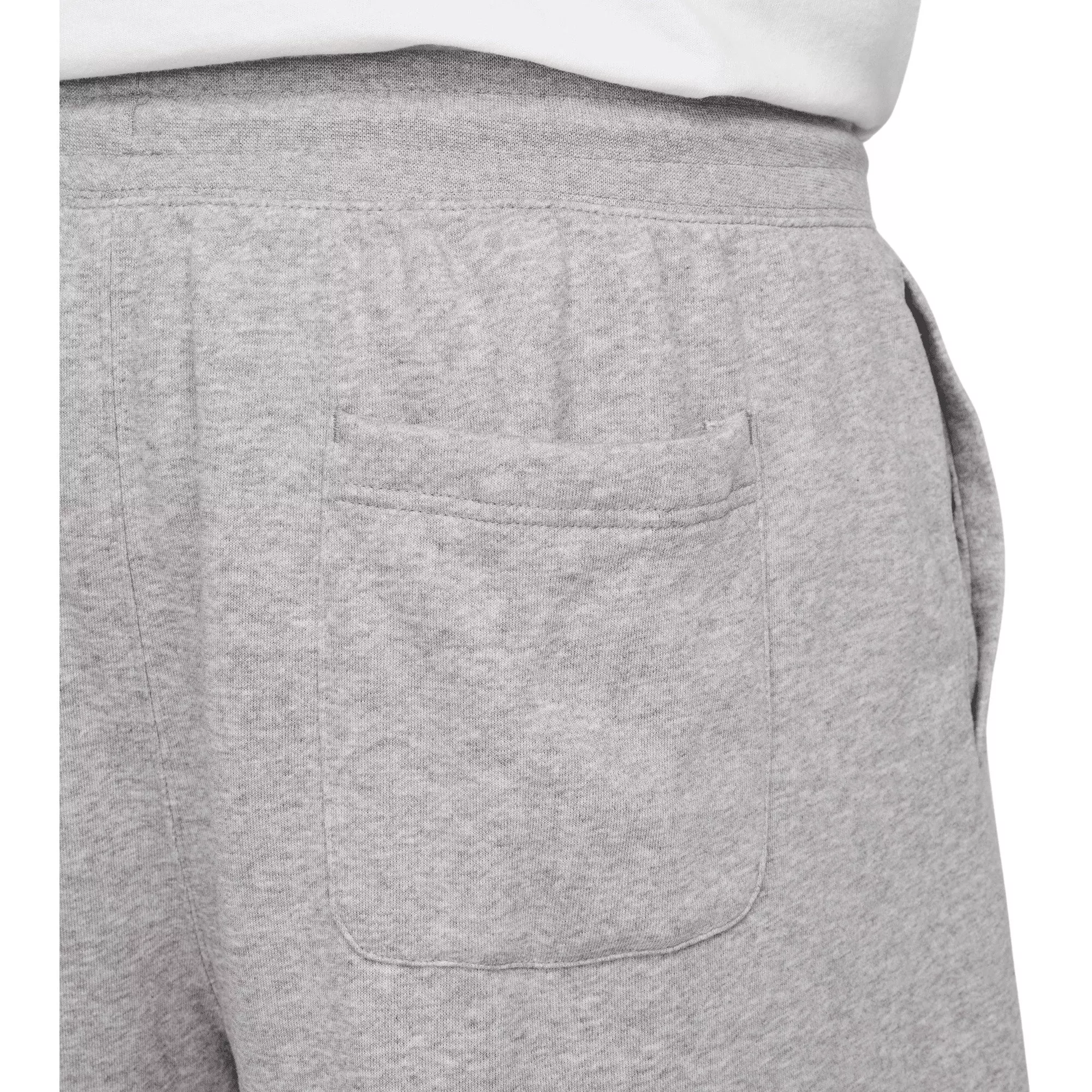 Nike Men's Club French Terry Alumni Shorts - Light Grey - LIGHT GREY