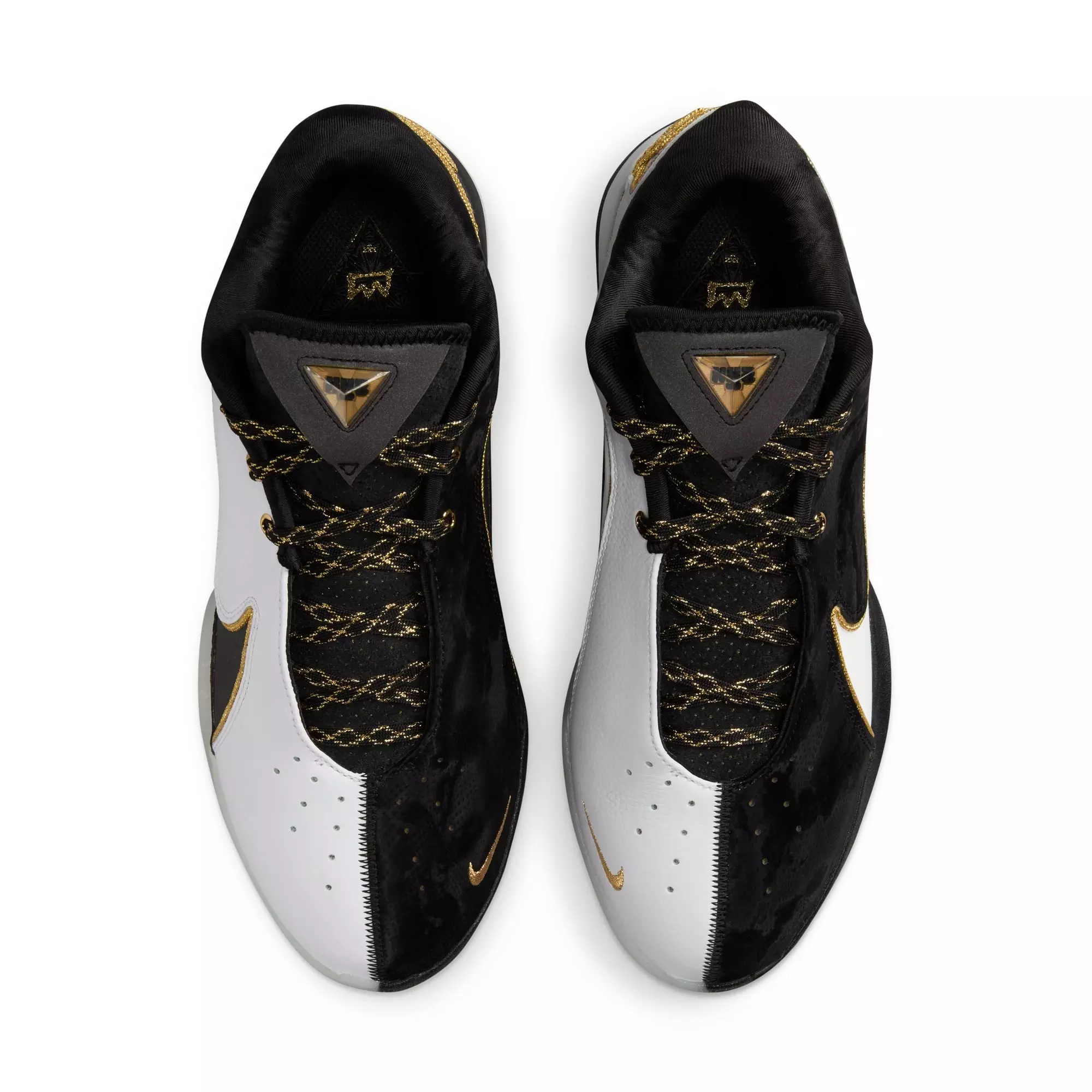 Nike LeBron XXII "Mogul" Men's Basketball Shoe - WHITE/BLACK/GOLD