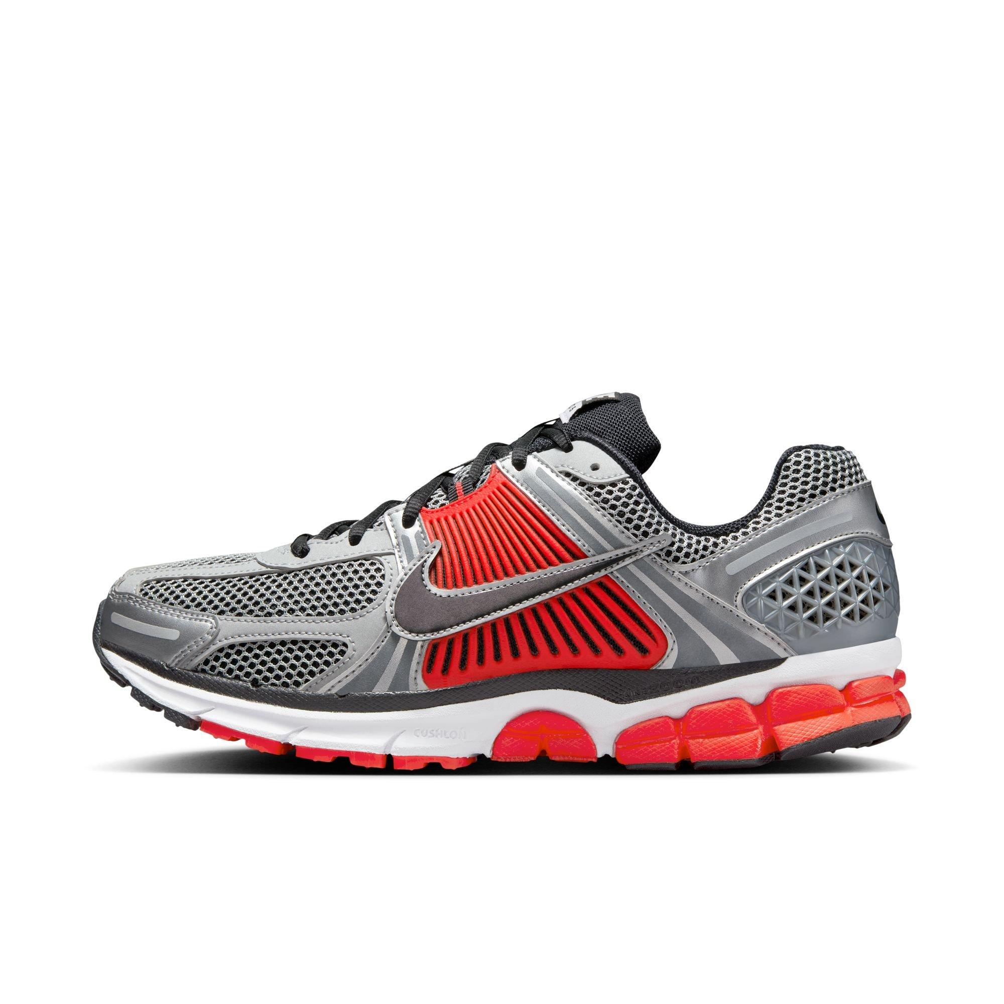 Nike Zoom Vomero 5 "Metallic Silver/Black/FLT Silver" Men's Shoe - RED/SILVER Thumbnail View 3