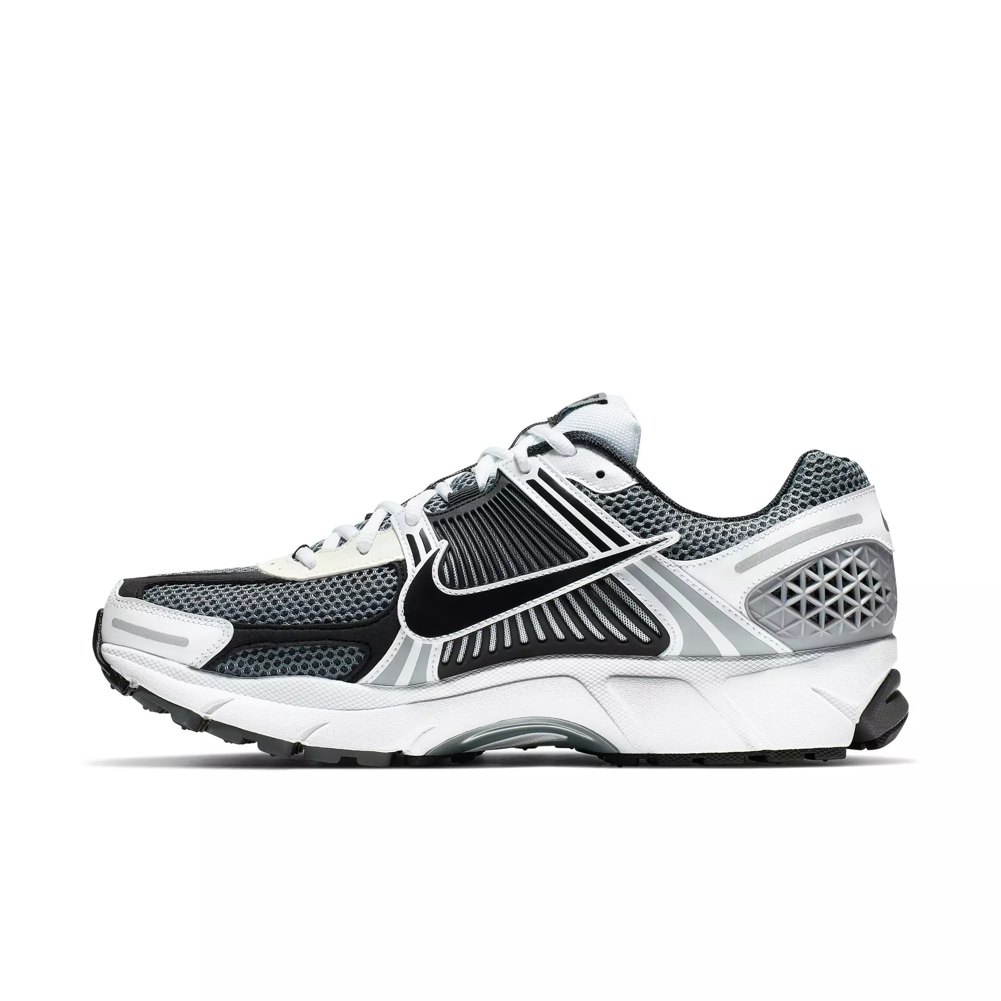 Nike Zoom Vomero 5 SE SP "Dark Grey/Black/White/Sail" Men's Shoe - BLACK/SILVER