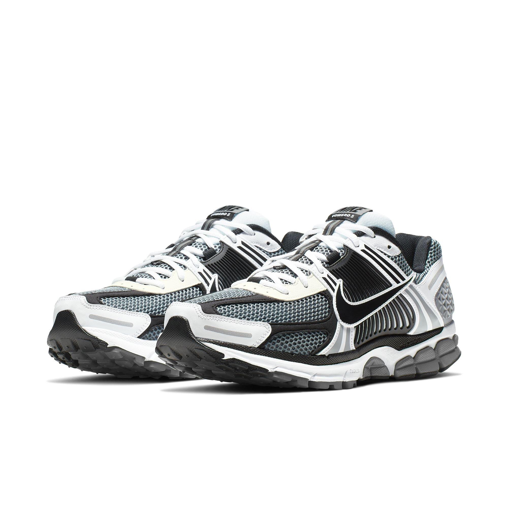 Nike Zoom Vomero 5 SE SP Men's "Dark Grey/Black/White/Sail" Shoe