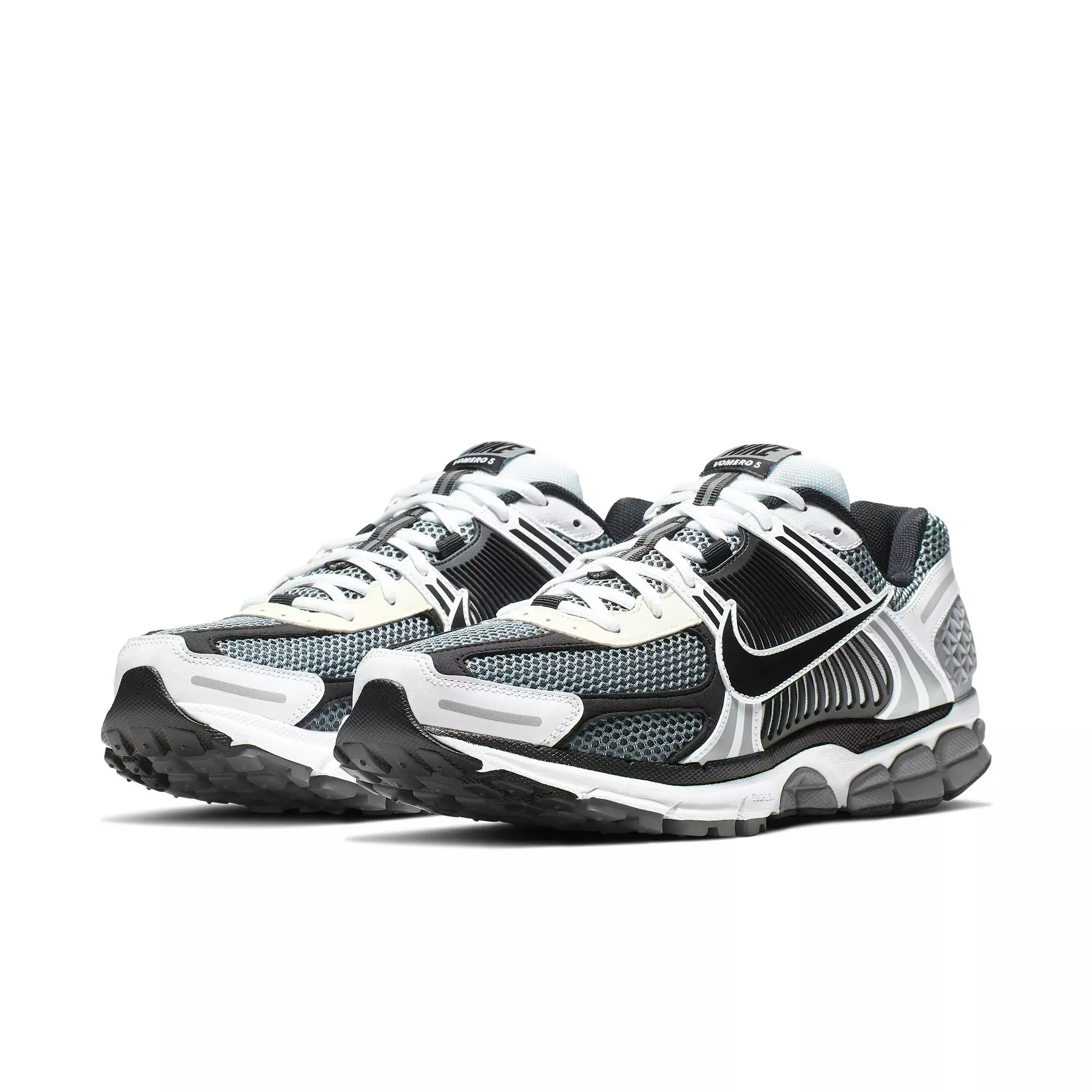 Nike Zoom Vomero 5 SE SP "Dark Grey/Black/White/Sail" Men's Shoe - BLACK/SILVER