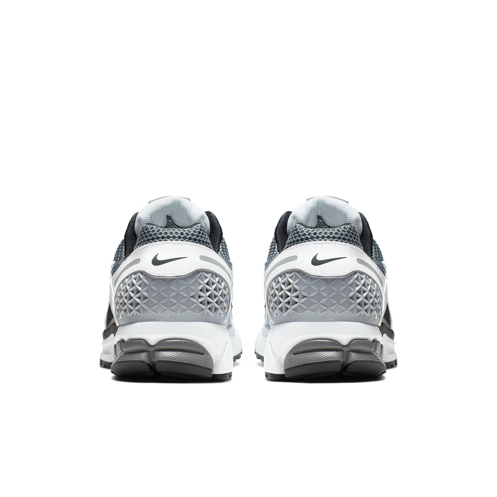 Nike Zoom Vomero 5 SE SP "Dark Grey/Black/White/Sail" Men's Shoe - BLACK/SILVER Thumbnail View 6