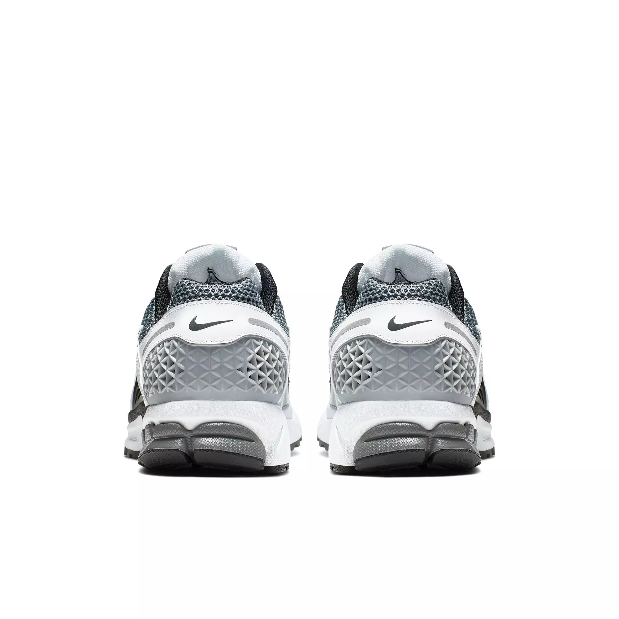 Nike Zoom Vomero 5 SE SP "Dark Grey/Black/White/Sail" Men's Shoe - BLACK/SILVER