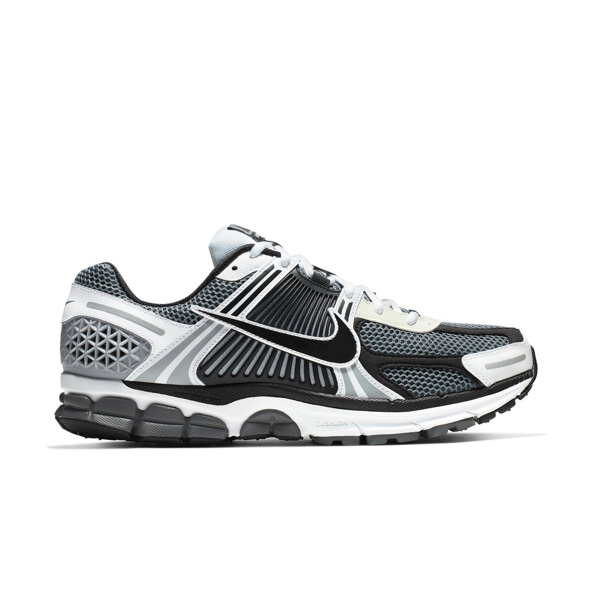 Nike Zoom Vomero 5 SE SP "Dark Grey/Black/White/Sail" Men's Shoe - BLACK/SILVER