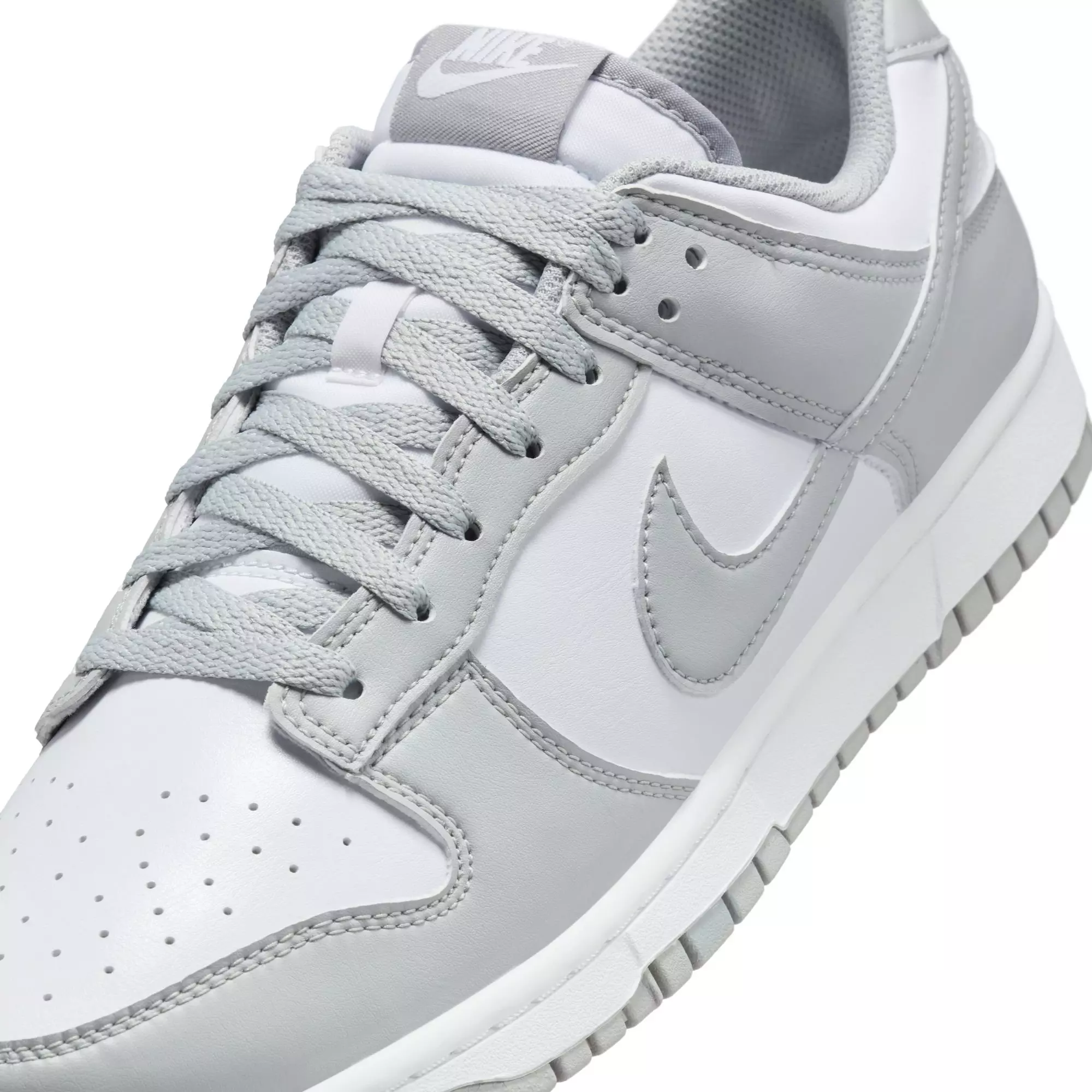 Nike Dunk Low Retro "White/Lt Smoke Grey" Men's Shoe - WHITE/GREY