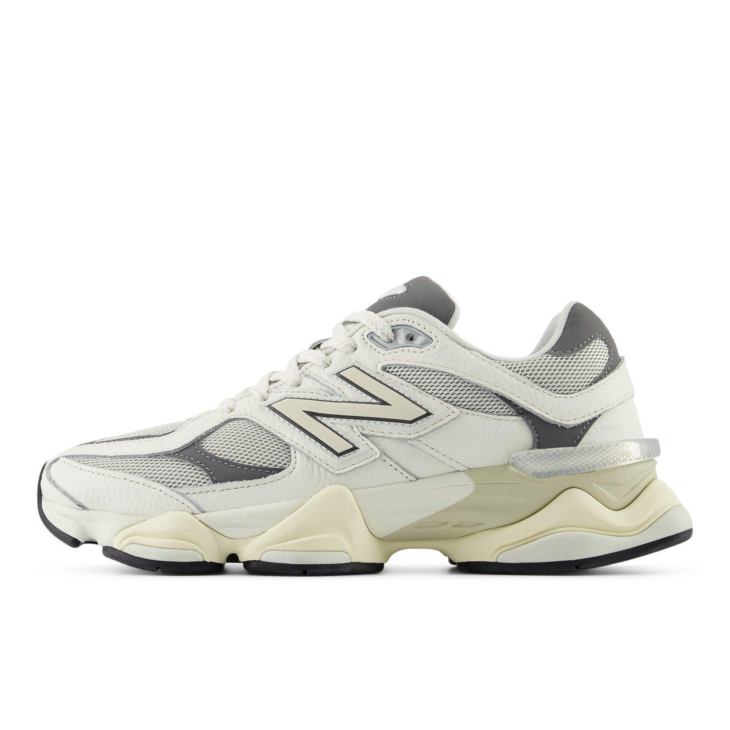 Xὼᾌフランス語　しかけ「 バルタザール」ὥΉὕ New Balance - 9060 | HBX - Globally Curated Fashion and