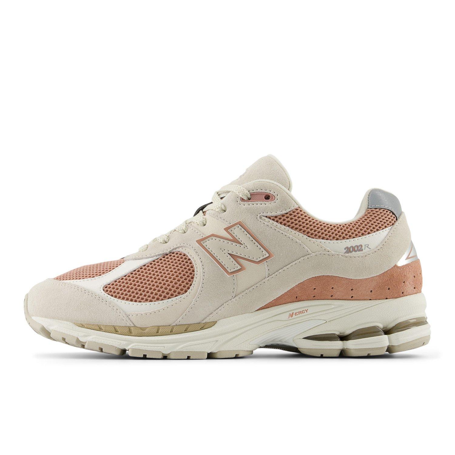 New Balance 2002R Unisex Brown/Grey Shoe