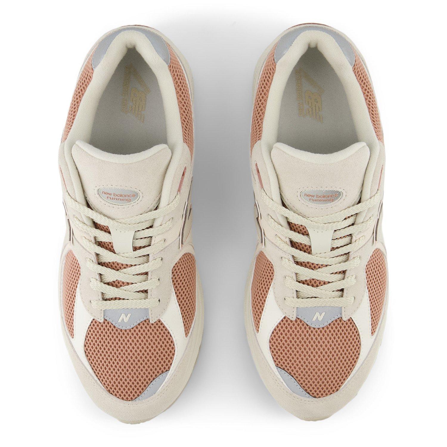 New Balance 2002R Unisex Brown/Grey Shoe