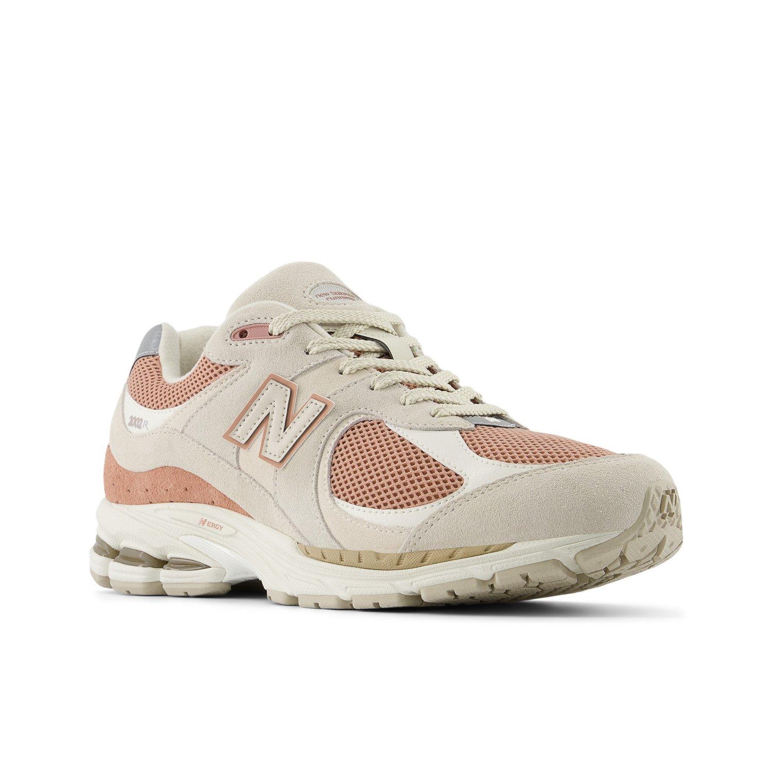 New Balance 2002R Unisex Brown/Grey Shoe
