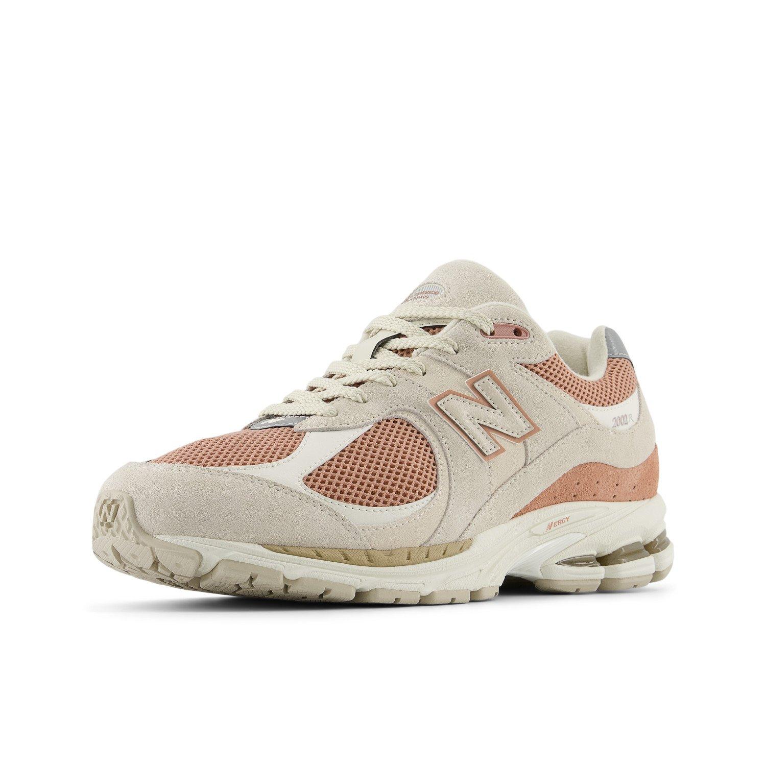 New Balance 2002R Unisex Brown/Grey Shoe