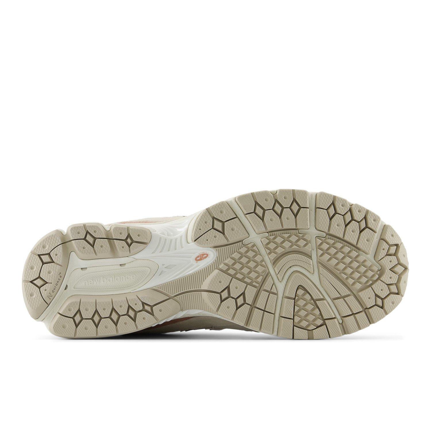 New Balance 2002R Unisex Brown/Grey Shoe