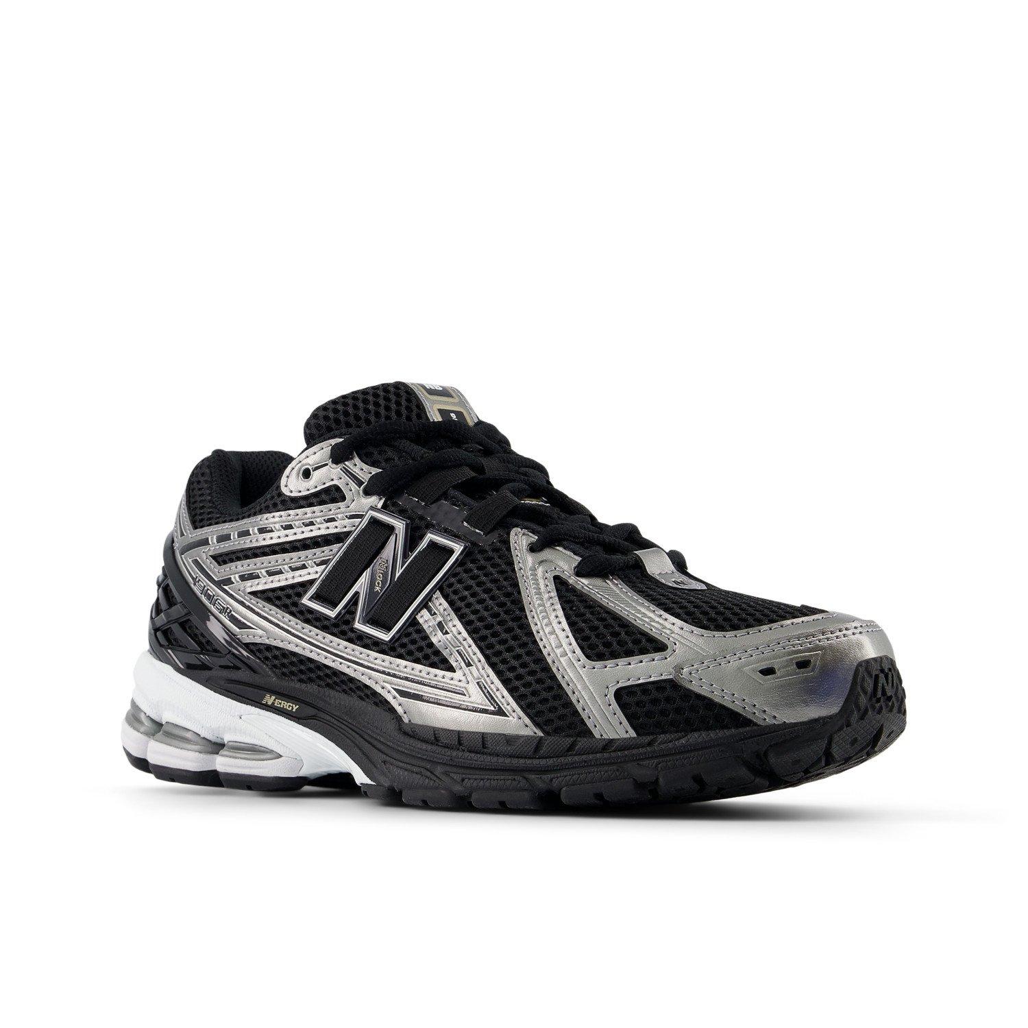 New Balance 1906 Men's Black/Silver Shoe