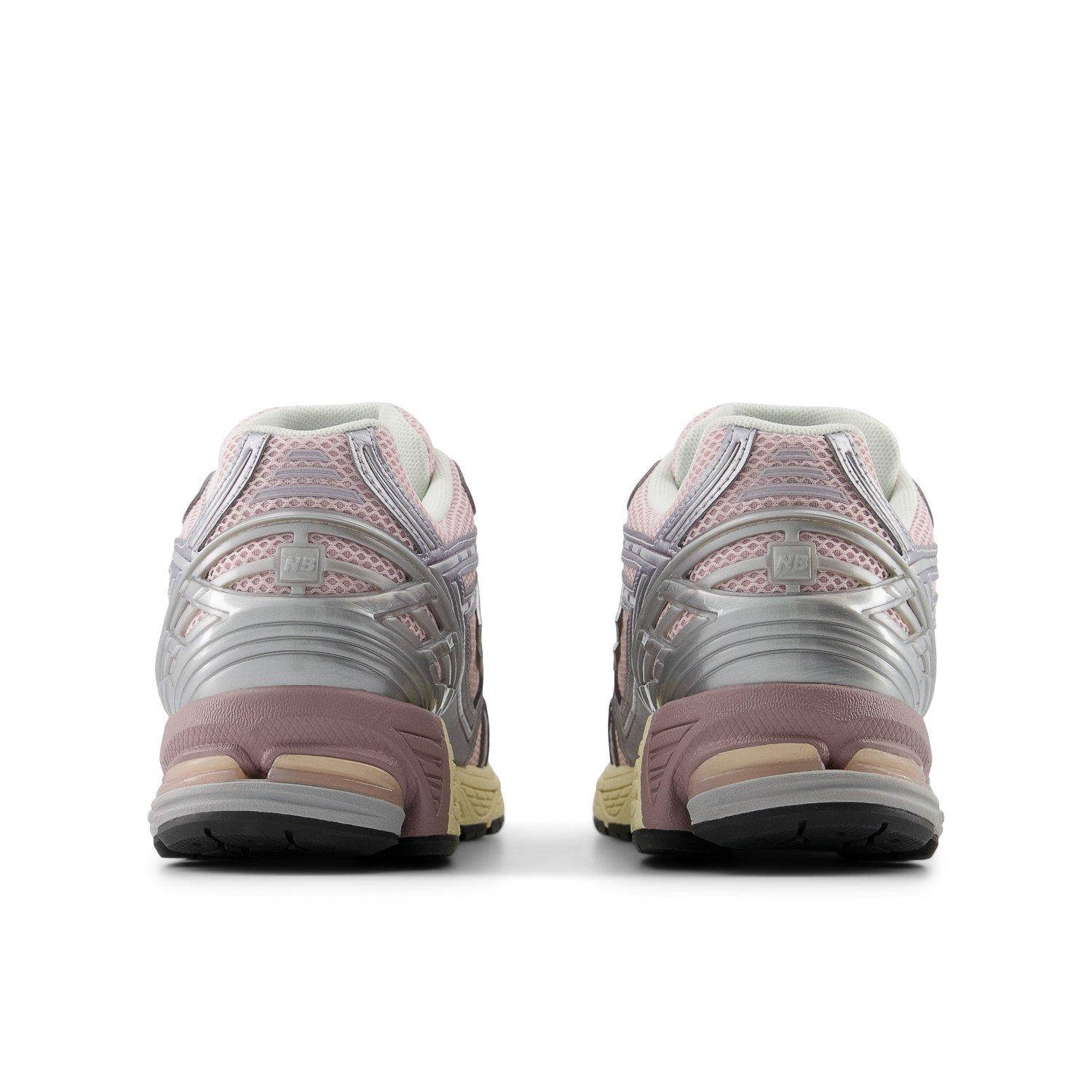 New Balance 1906 