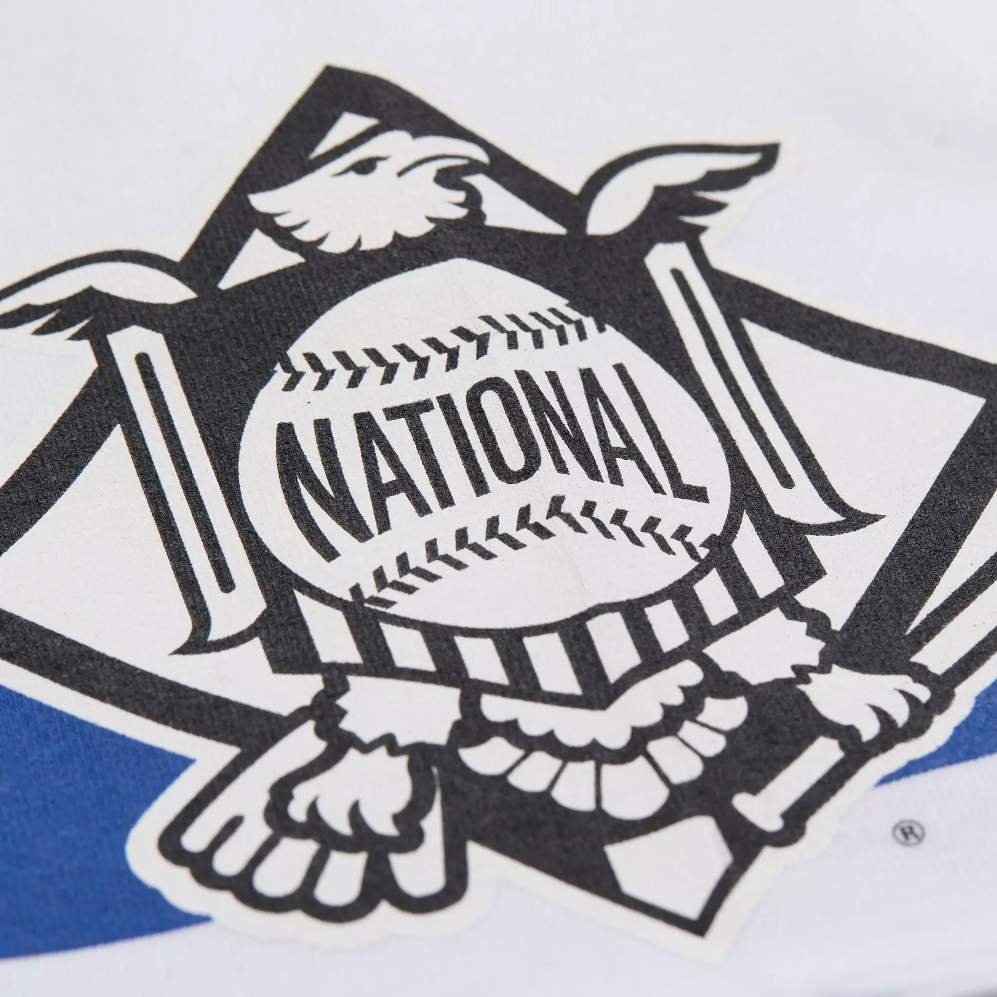 Mitchell & Ness Men's Atlanta Braves Vintage Logo Tee-White - WHITE