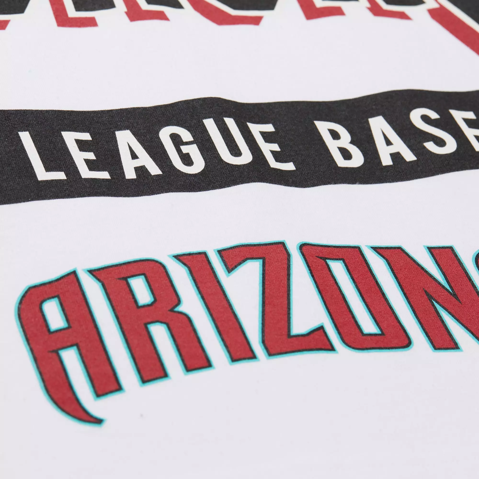 Mitchell & Ness Men's Arizona Diamondbacks Vintage Logo Tee-White - WHITE