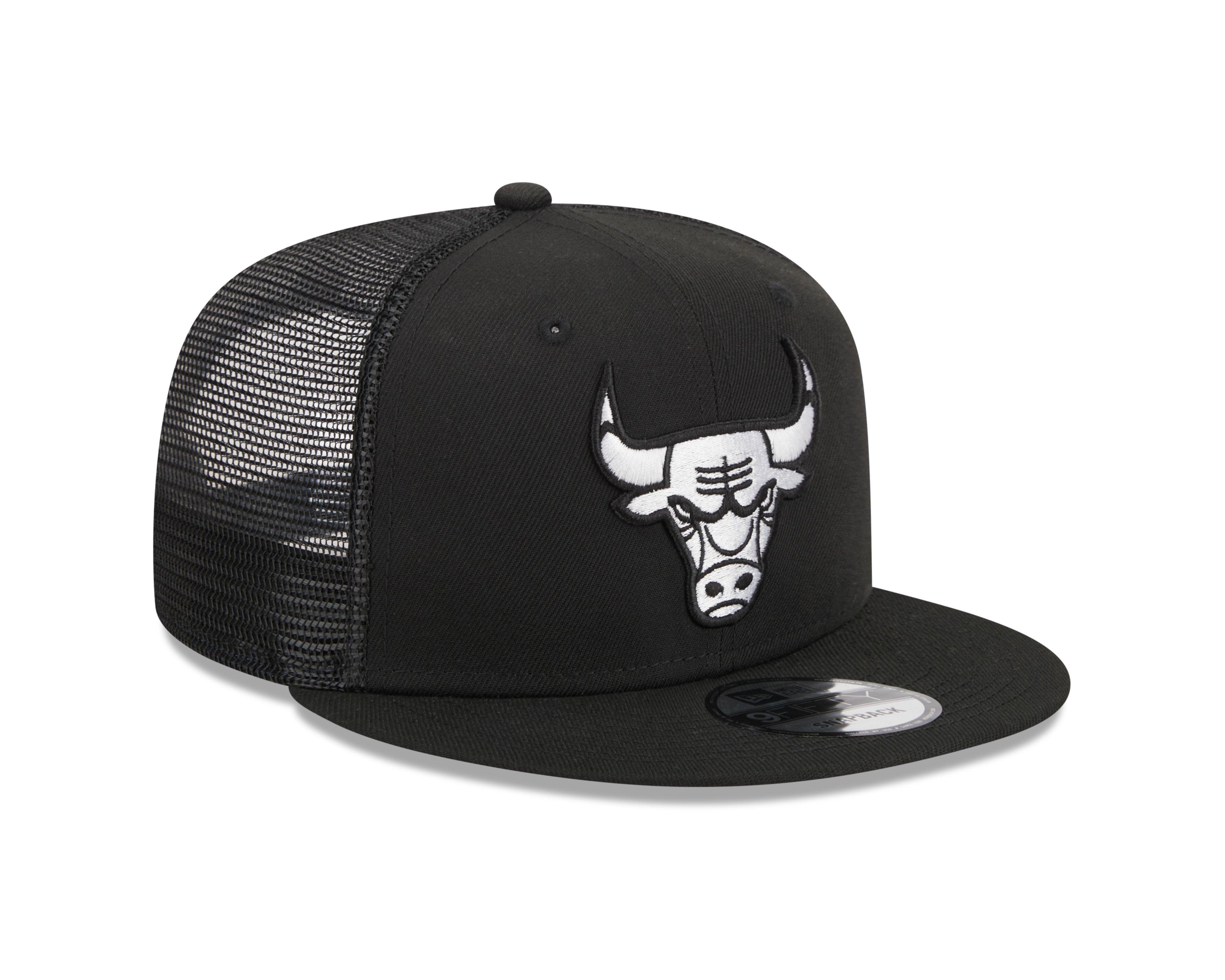 Men's New Era Chicago Bulls 9FIFTY Trucker Snapback-Black