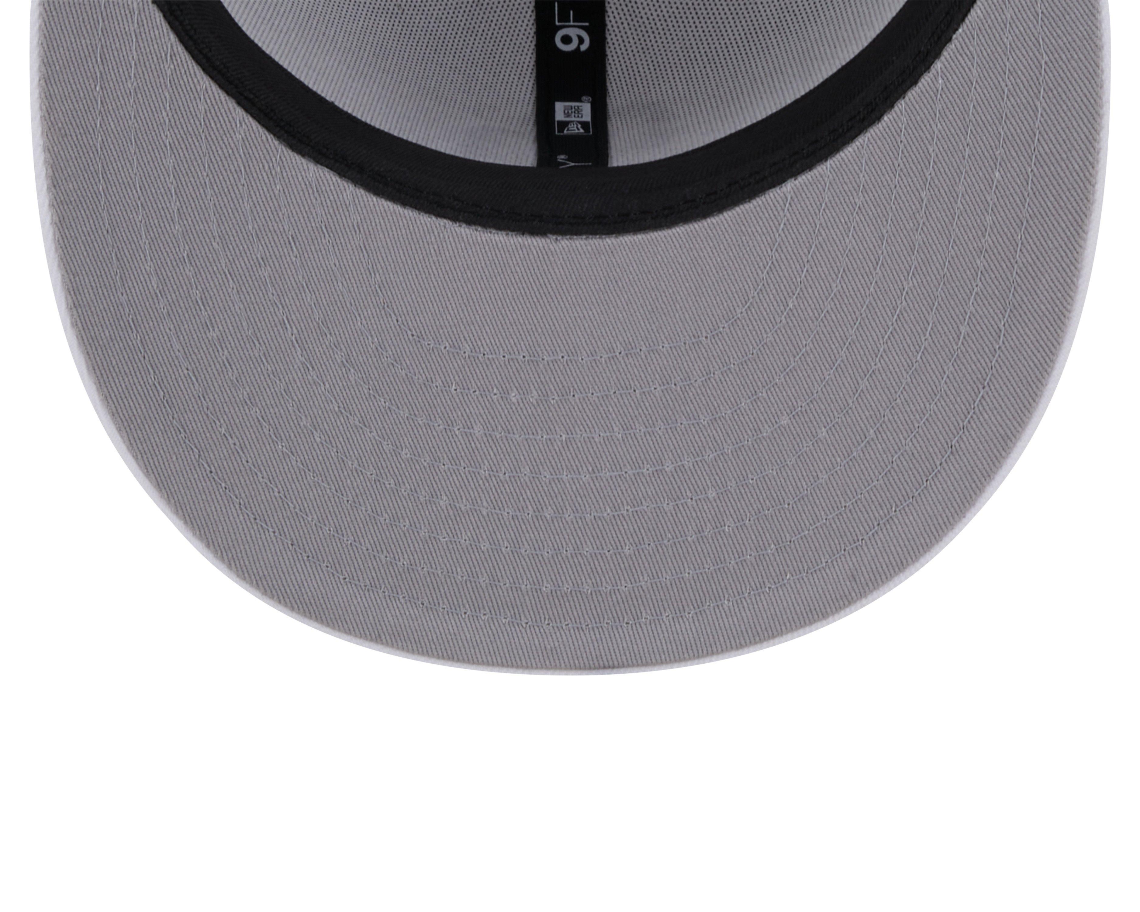 New Era San Diego Padres 9FIFTY Evergreen Snapback-Egg White