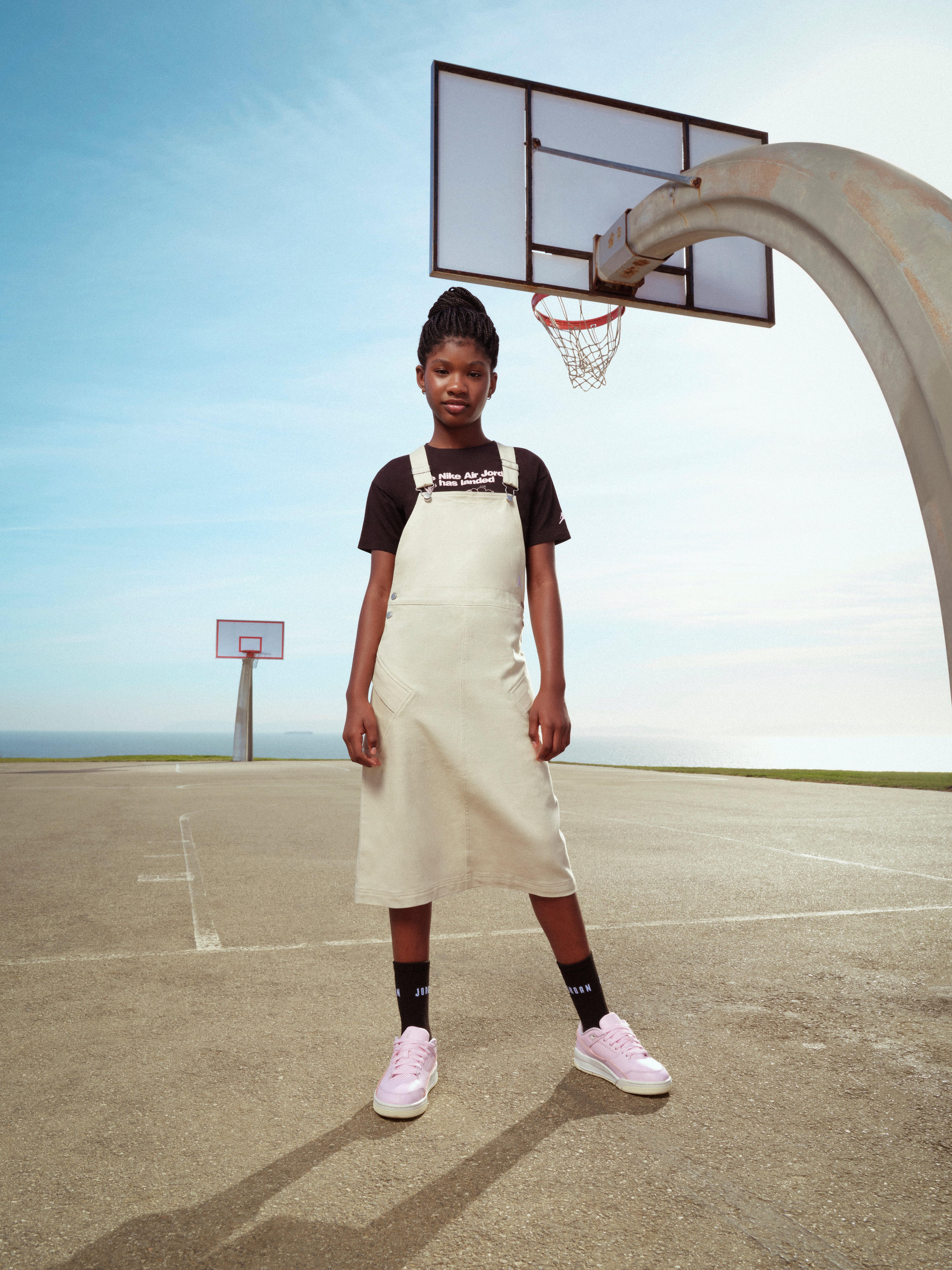 Jordan Big Girls Oversized Graphic Tee Black | Hibbett