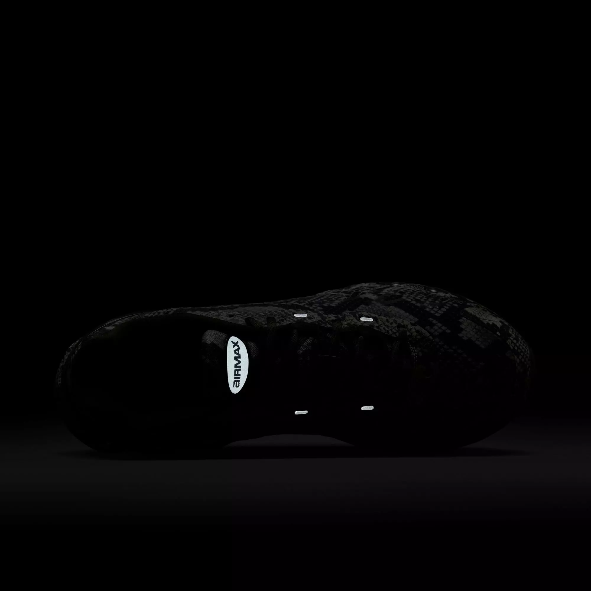 Nike Air Max Dn8 Premium Low "Snakeskin" Men's Shoe - CARGO KHAKI/BLACK