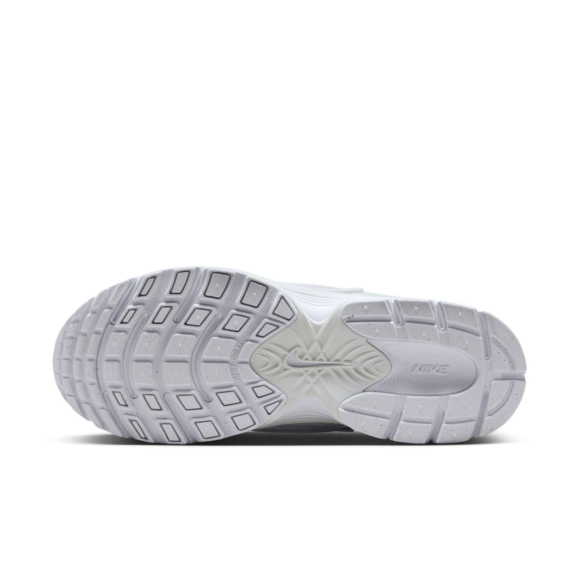 Nike V5 RNR Women's "White/Black/Metallic Silver" Shoe