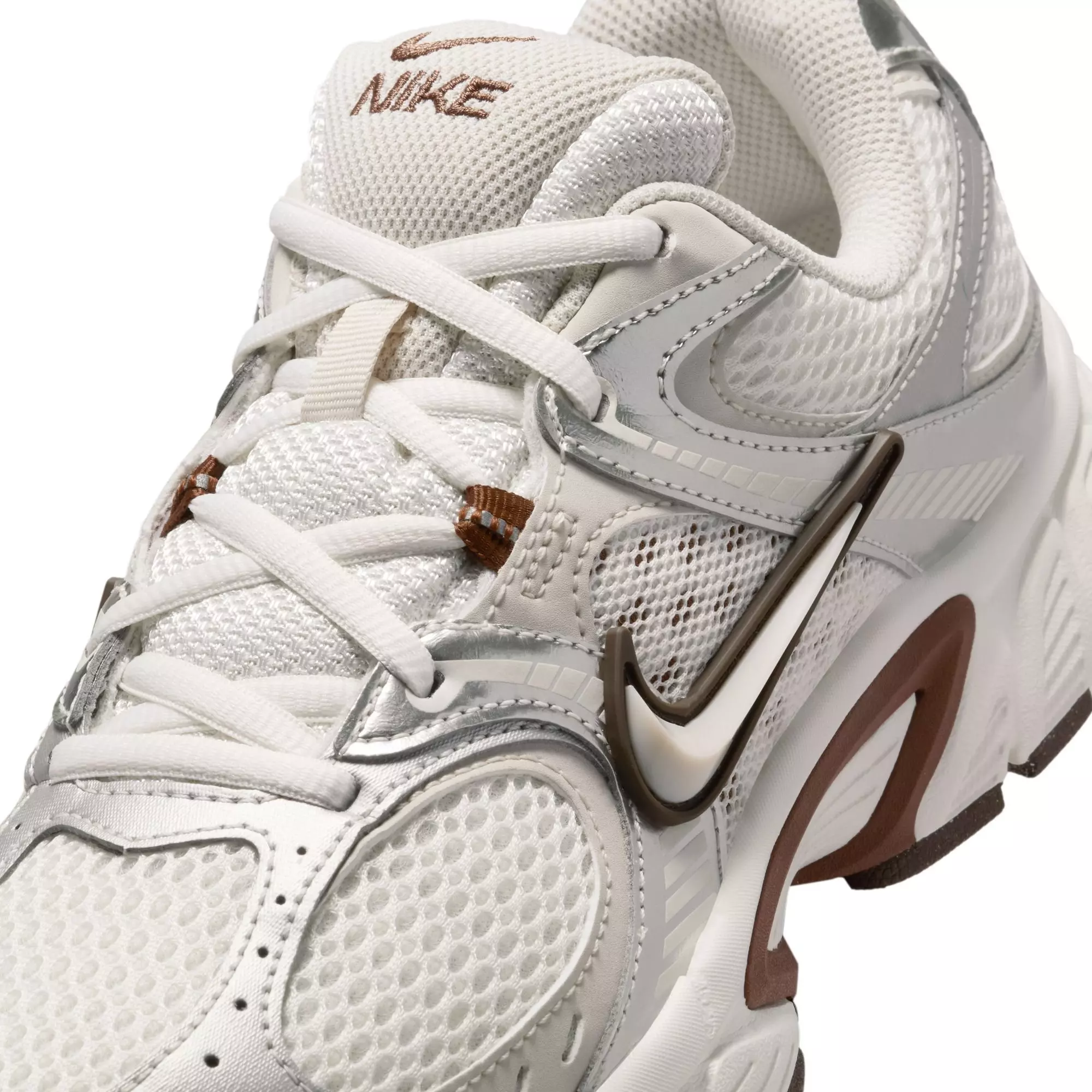 Nike V5 RNR "Sail/Lt Orewood Brn/Fauna Brown/Phantom" Women's Shoe - SAIL