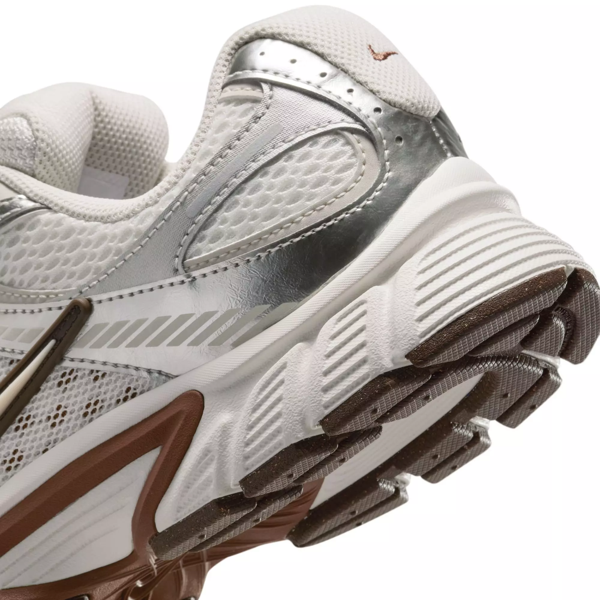 Nike V5 RNR "Sail/Lt Orewood Brn/Fauna Brown/Phantom" Women's Shoe - SAIL