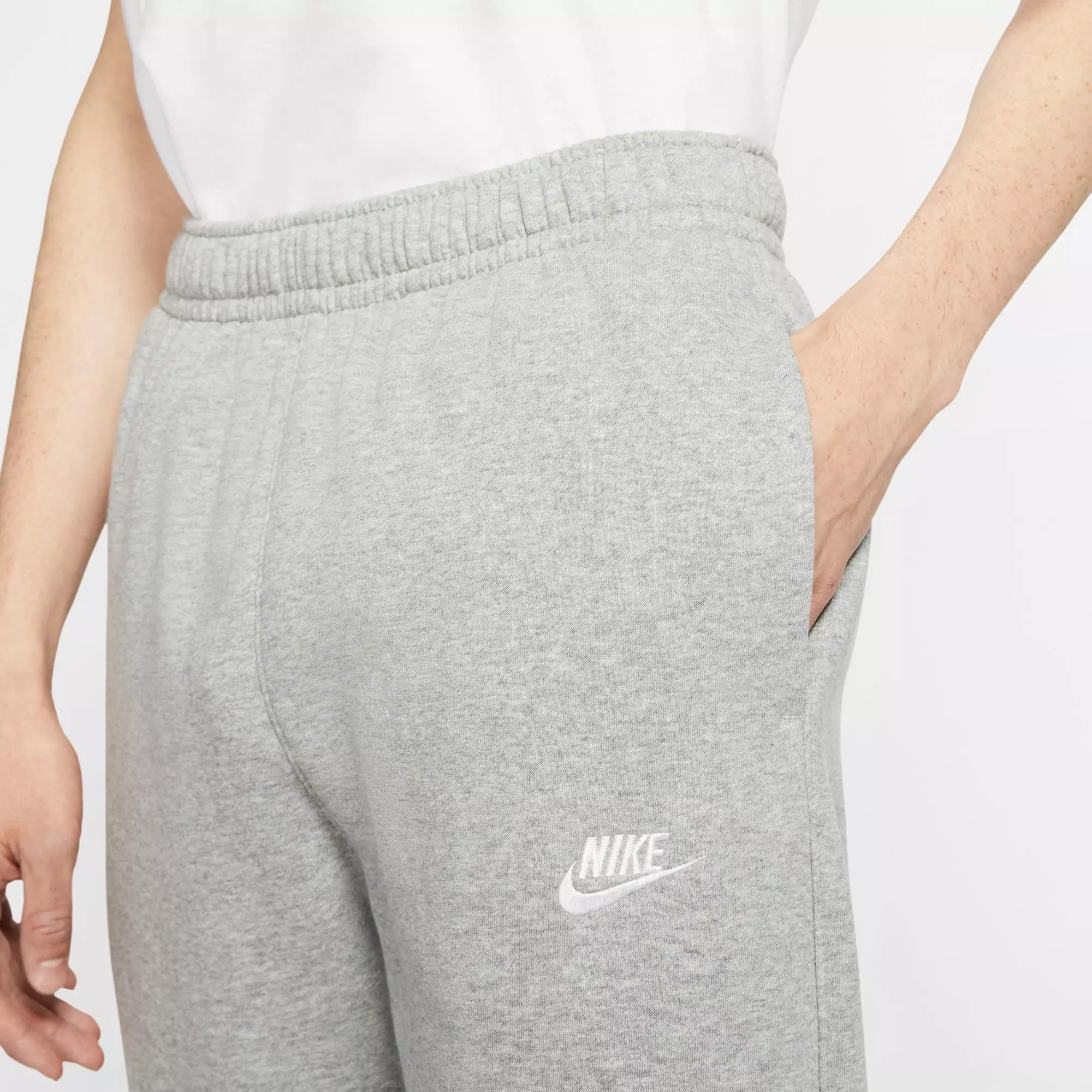 Nike Men's Club 19 Fleece Pant - GREY