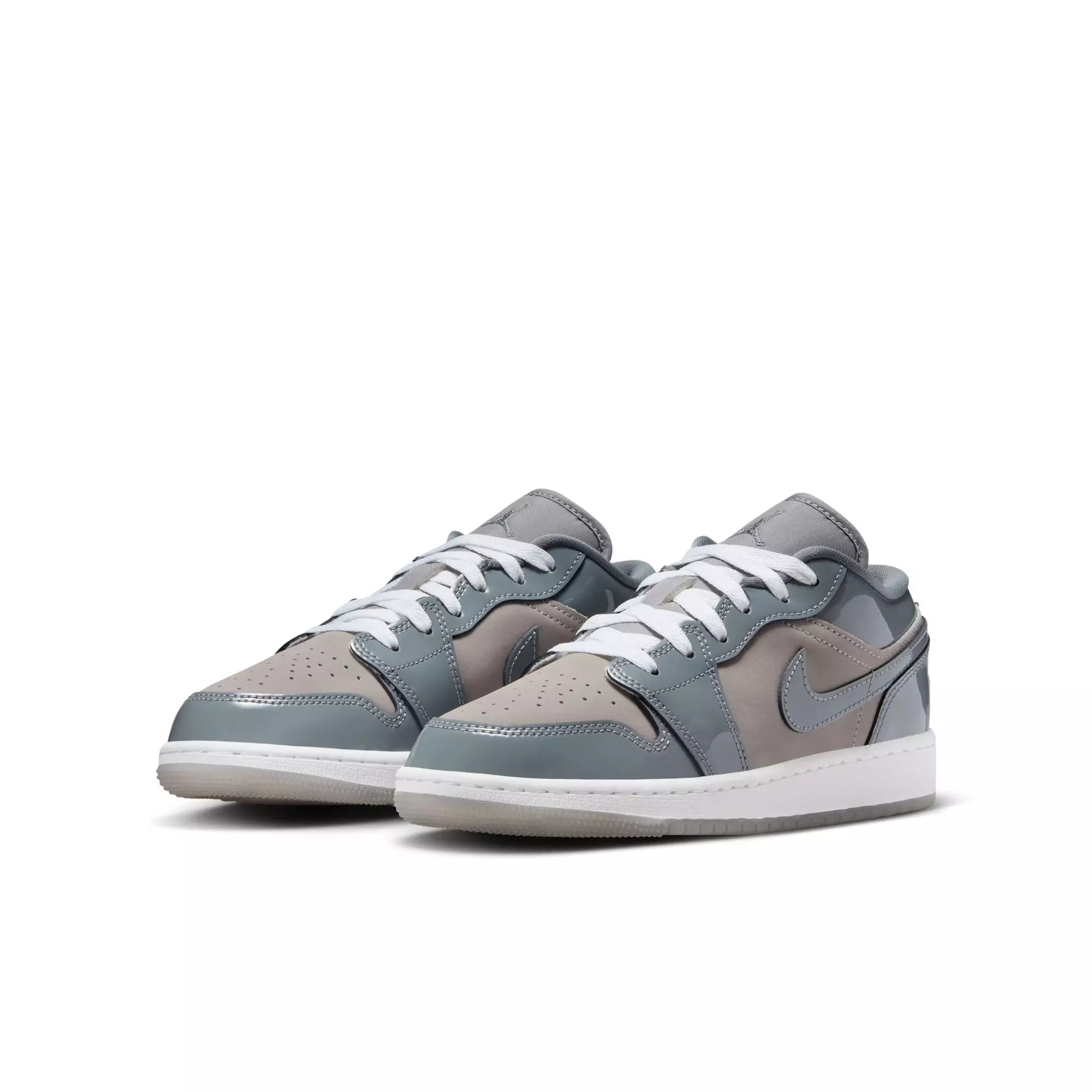 Jordan 1 Low SE "Medium Grey/Cool Grey/White" Grade School Boys' Shoe - GREY/WHITE