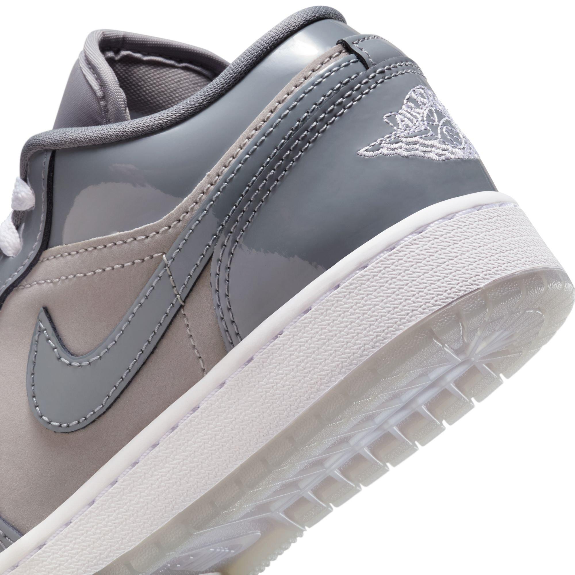 Jordan 1 Low SE Grade School Boys' "Medium Grey/Cool Grey/White" Shoe