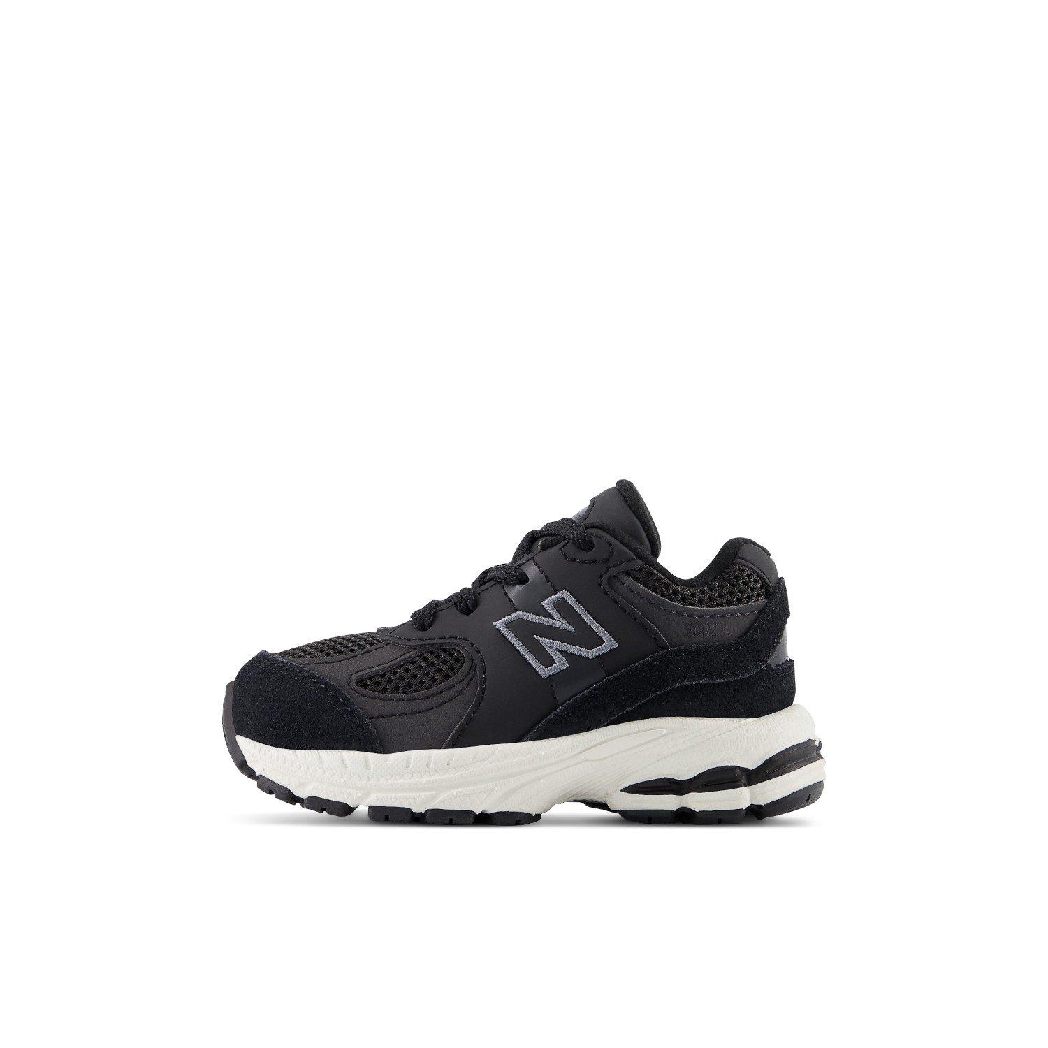 New Balance 2002 Toddler Boys' Black/White Shoe