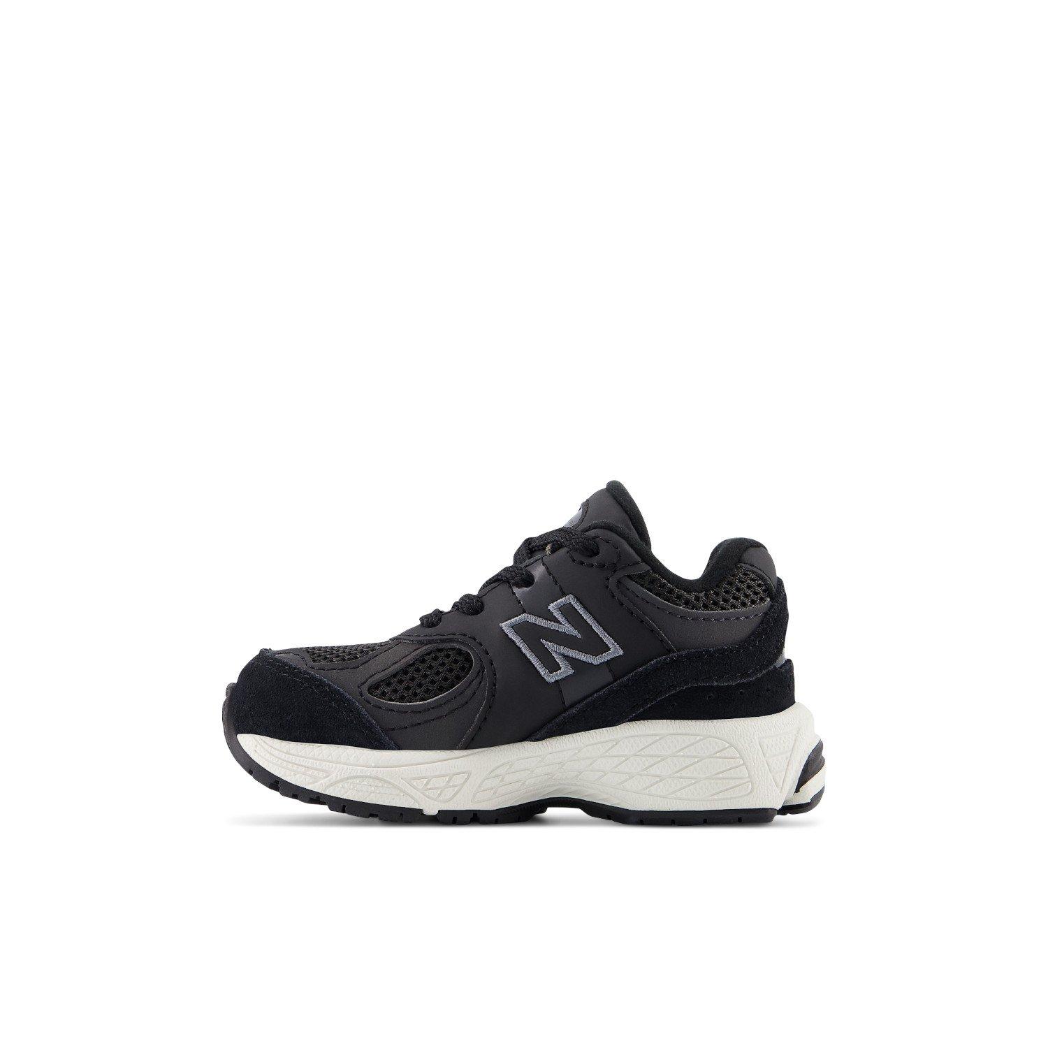 New Balance 2002R Toddler Boys' "Black/White" Shoe