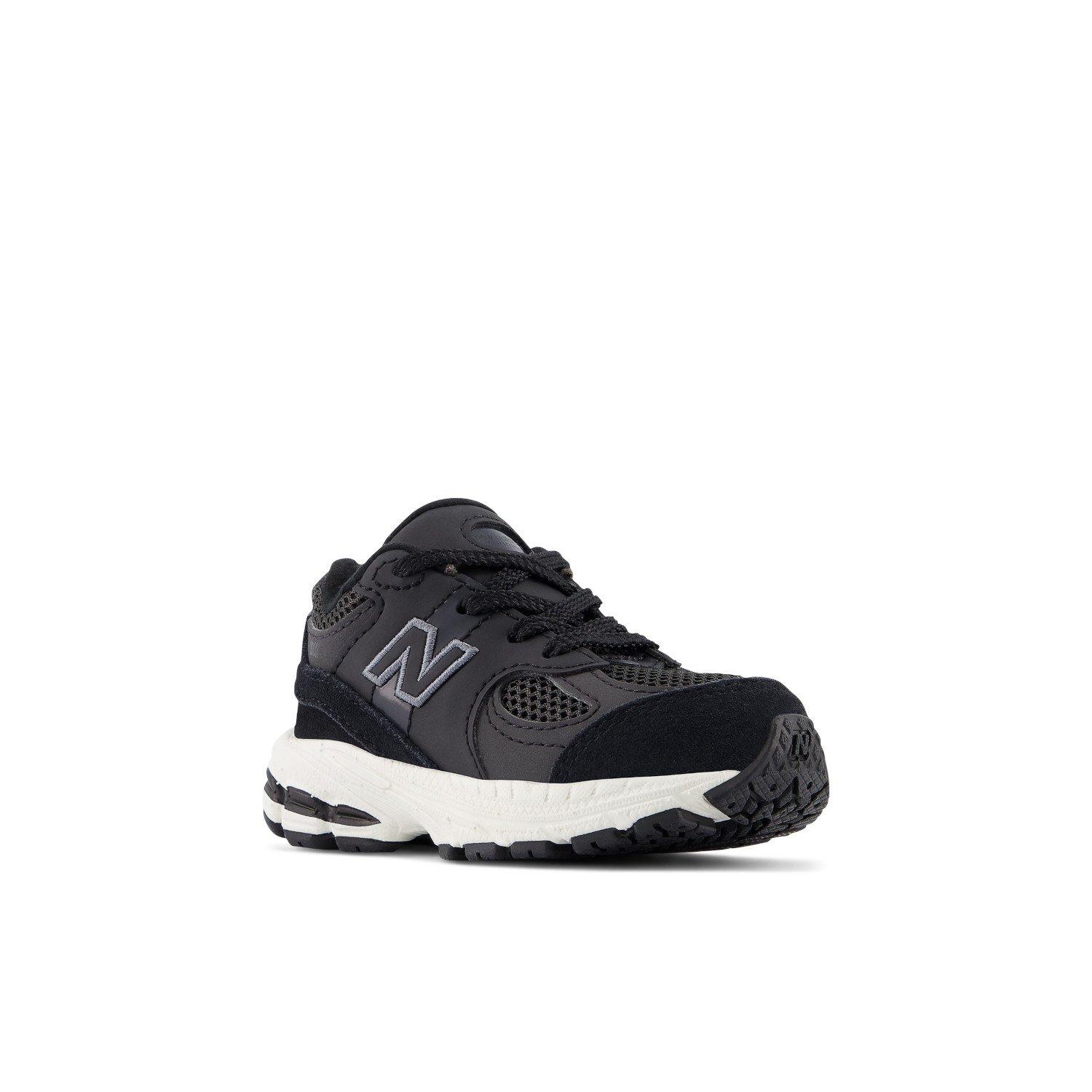 New Balance 2002 Toddler Boys' Black/White Shoe