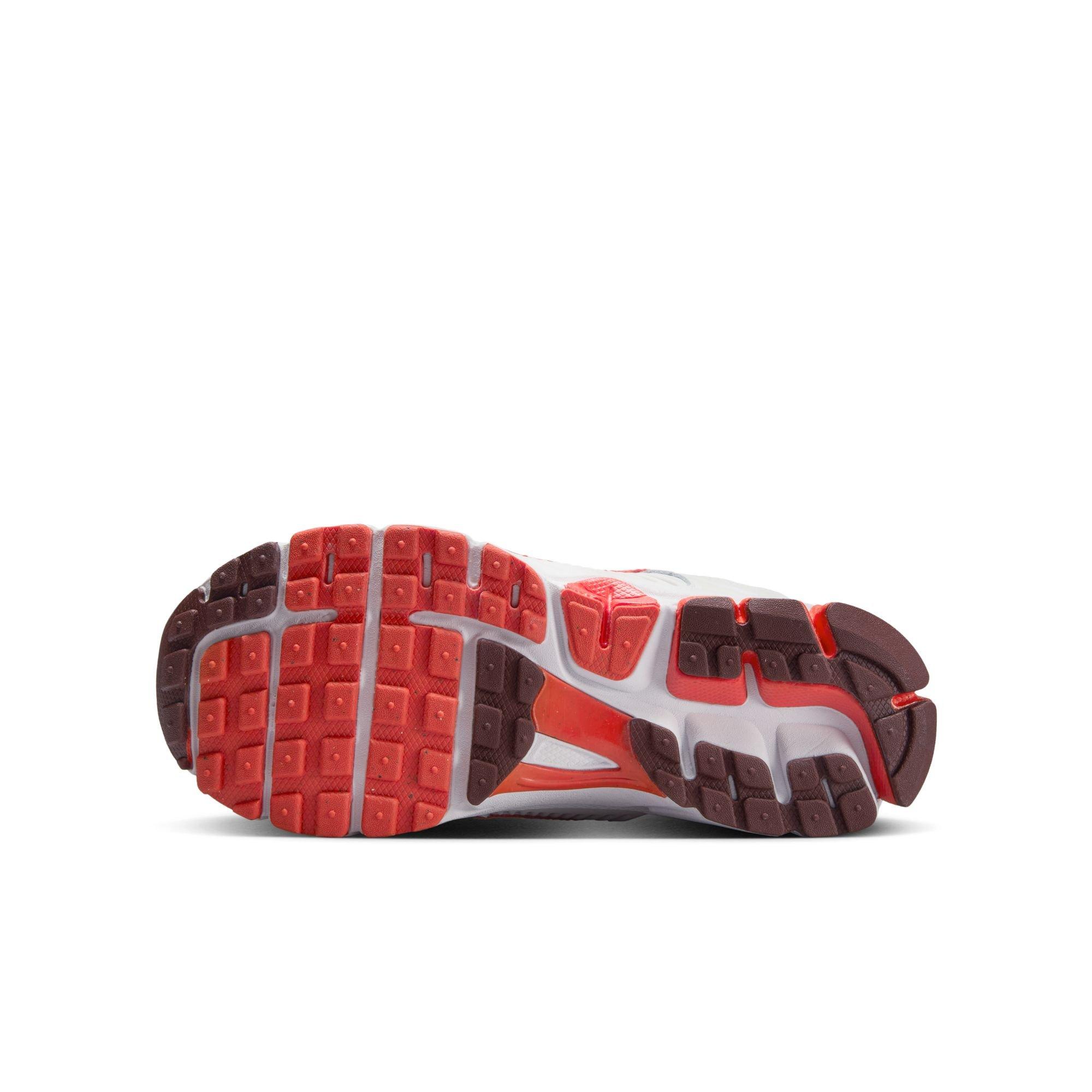 Nike Vomero 5 "Valentine's Day" Grade School Girls' Shoe - SUMMIT WHITE/CRIMSON/PINK FOAM Thumbnail View 16