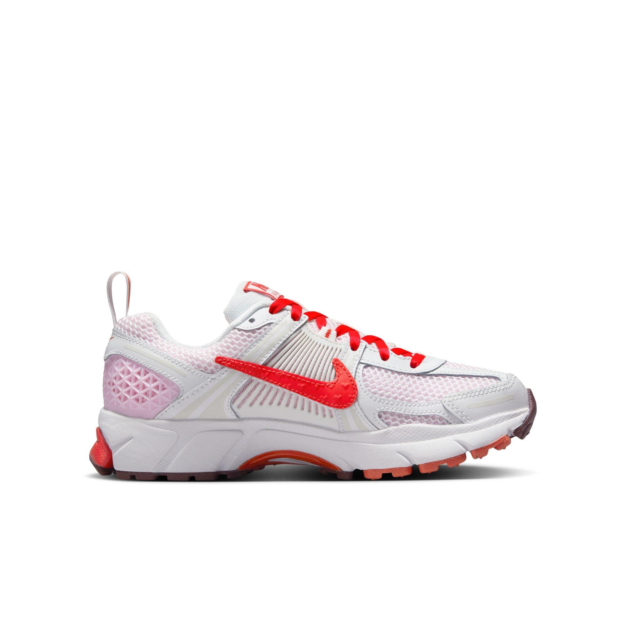 Nike Vomero 5 "Valentine's Day" Grade School Girls' Shoe - SUMMIT WHITE/CRIMSON/PINK FOAM Thumbnail View 2