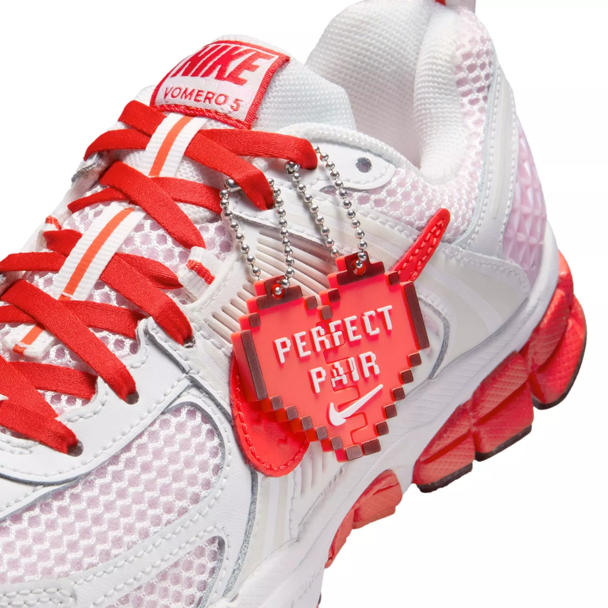 Nike Vomero 5 "Valentine's Day" Grade School Girls' Shoe - SUMMIT WHITE/CRIMSON/PINK FOAM