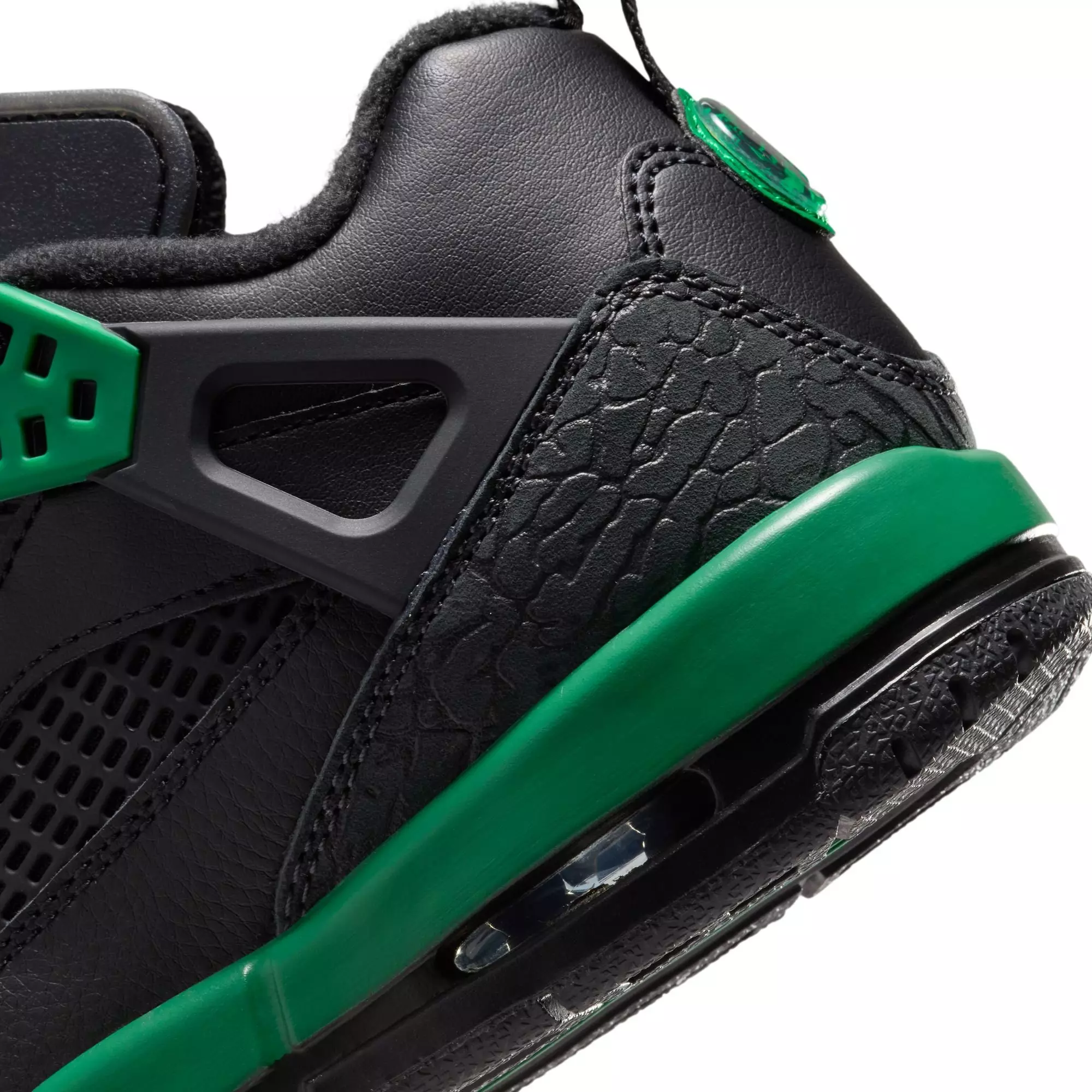 Jordan Spizike Low "Black/Pine Green/Anthracite" Grade School Boys' Shoe - BLACK/GREEN