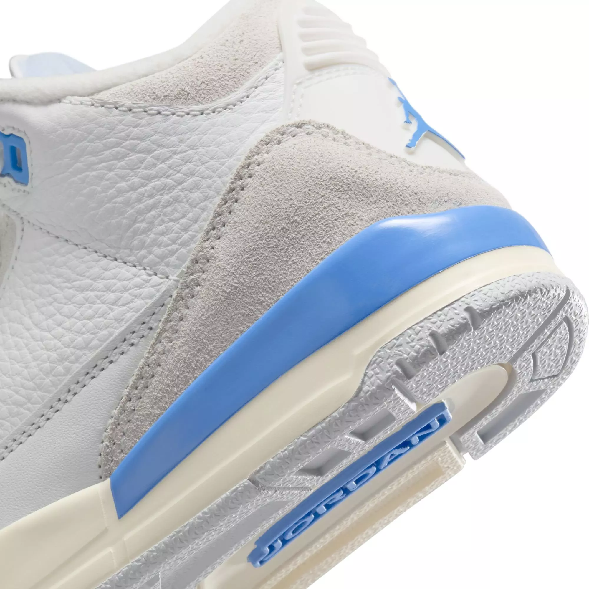 Jordan 3 Retro "Lucky Shorts" Preschool Kids' Shoe - SUMMIT WHITE/HYDROGEN BLUE/LEGEND BLUE