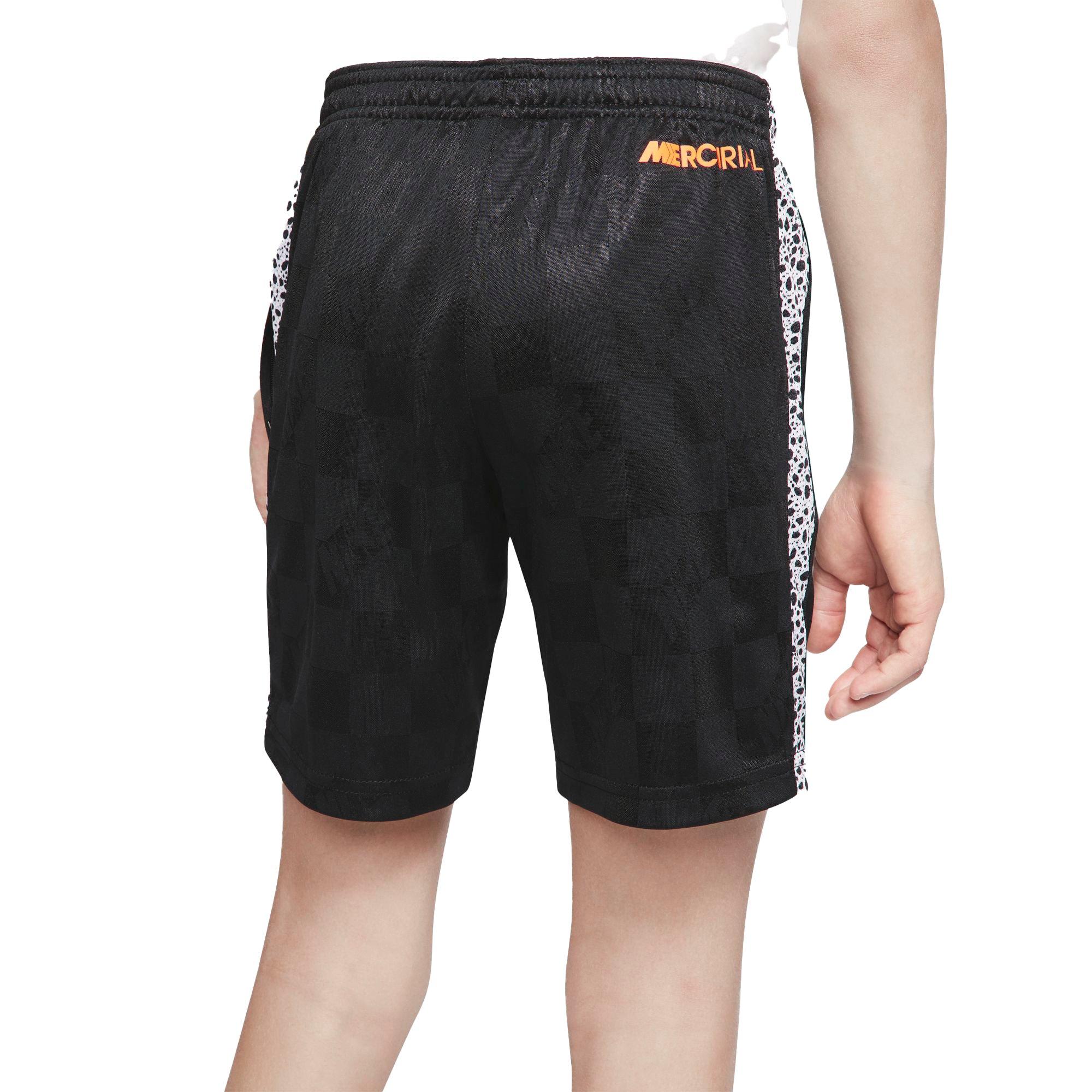 boys nike soccer shorts