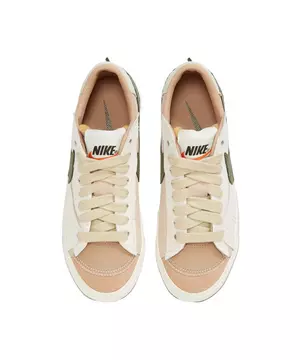 Nike Blazer Low '77 Jumbo Women's Shoes.