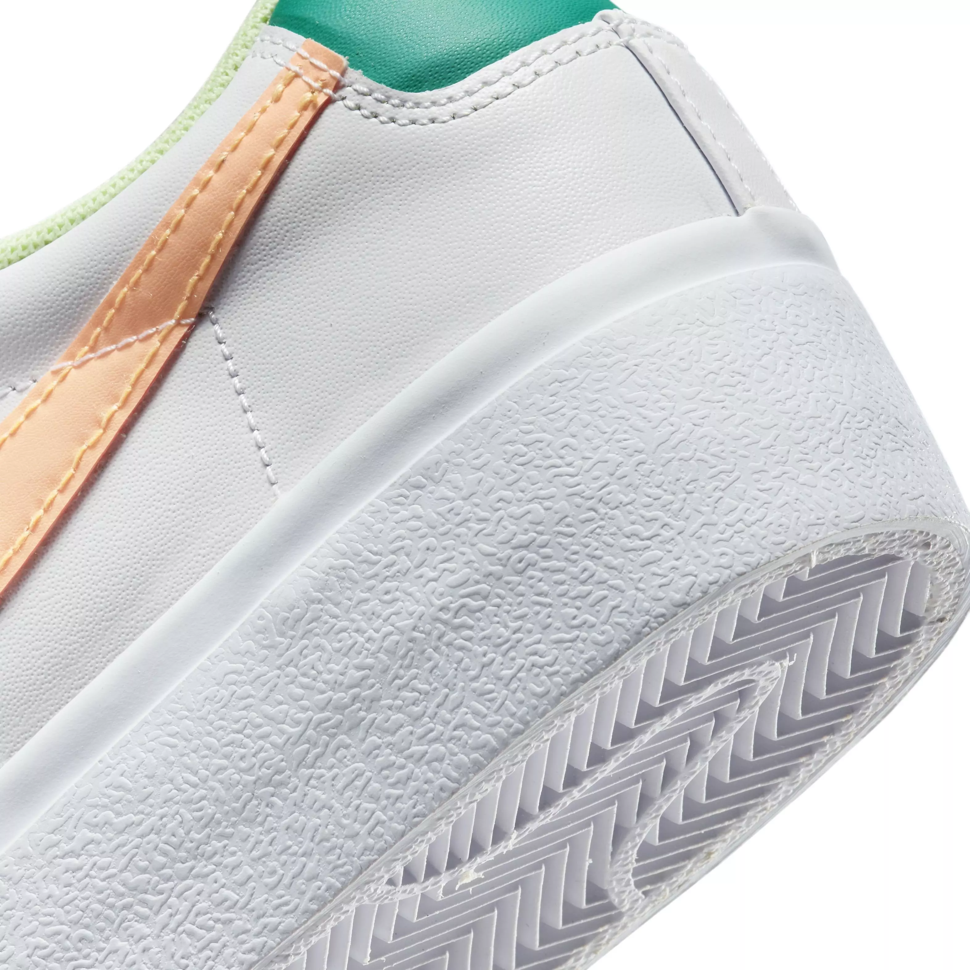 Nike Blazer Low Platform "White/Peach Cream/Light Thistle" Women's Shoe - WHITE/MULTI