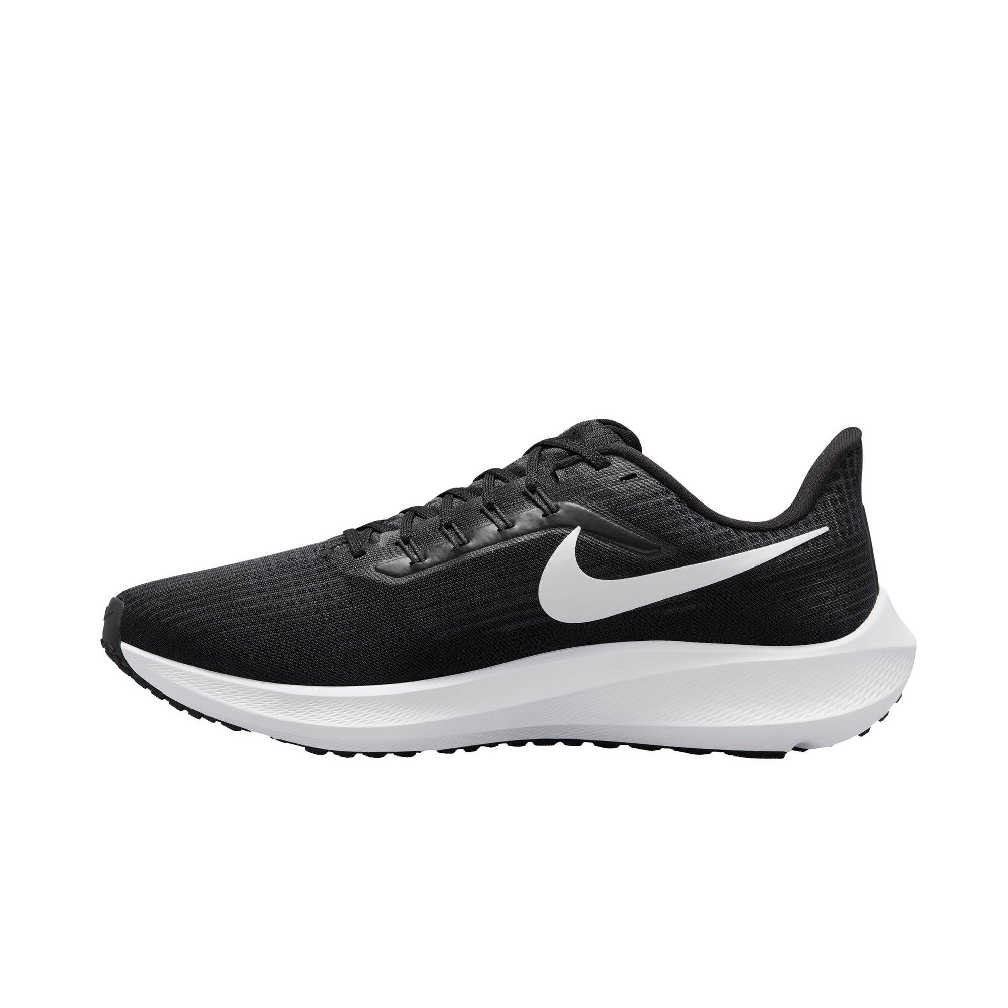 Zoom pegasus 36 black and clearance white