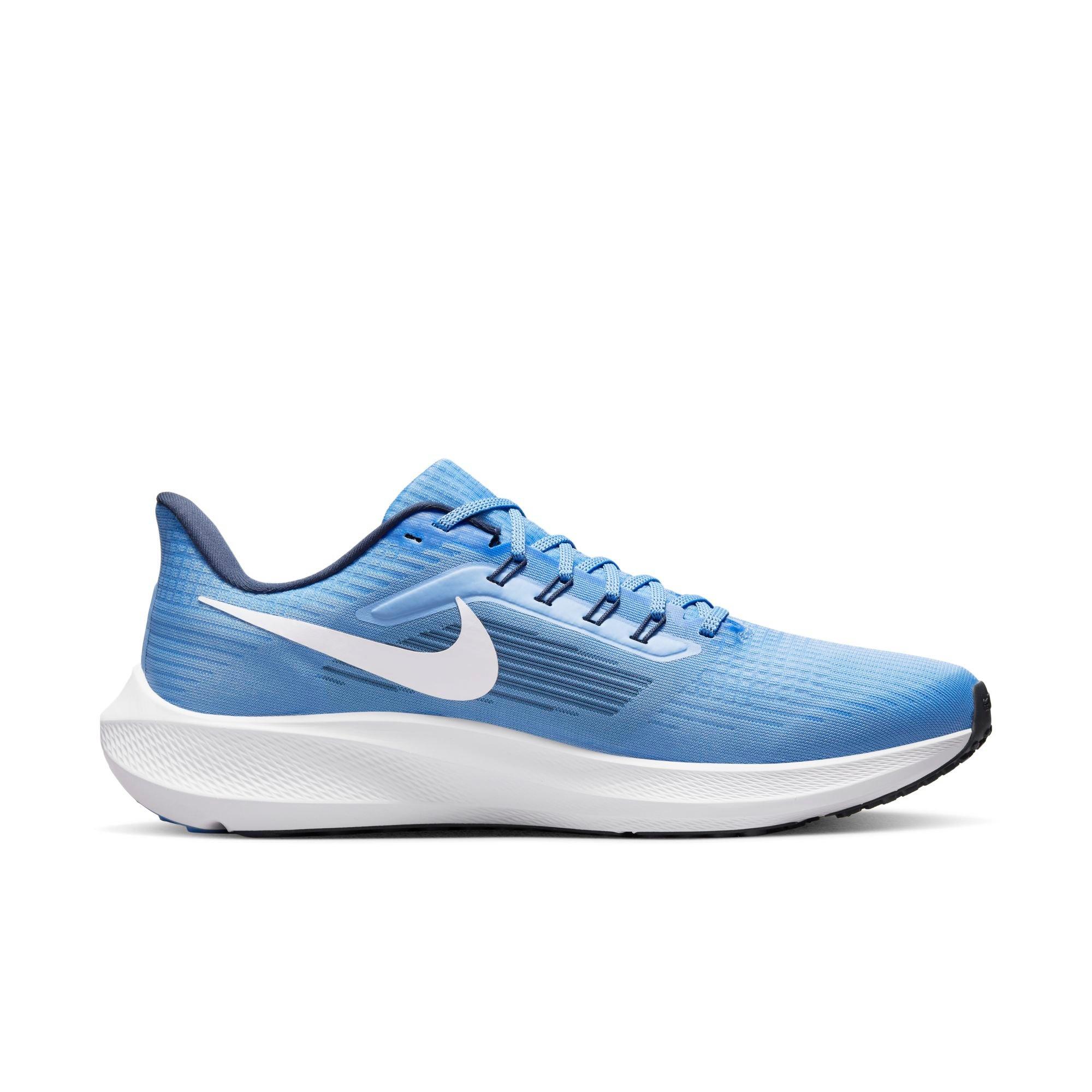 Nike Pegasus 40 UNC Men's Running Shoe - Hibbett