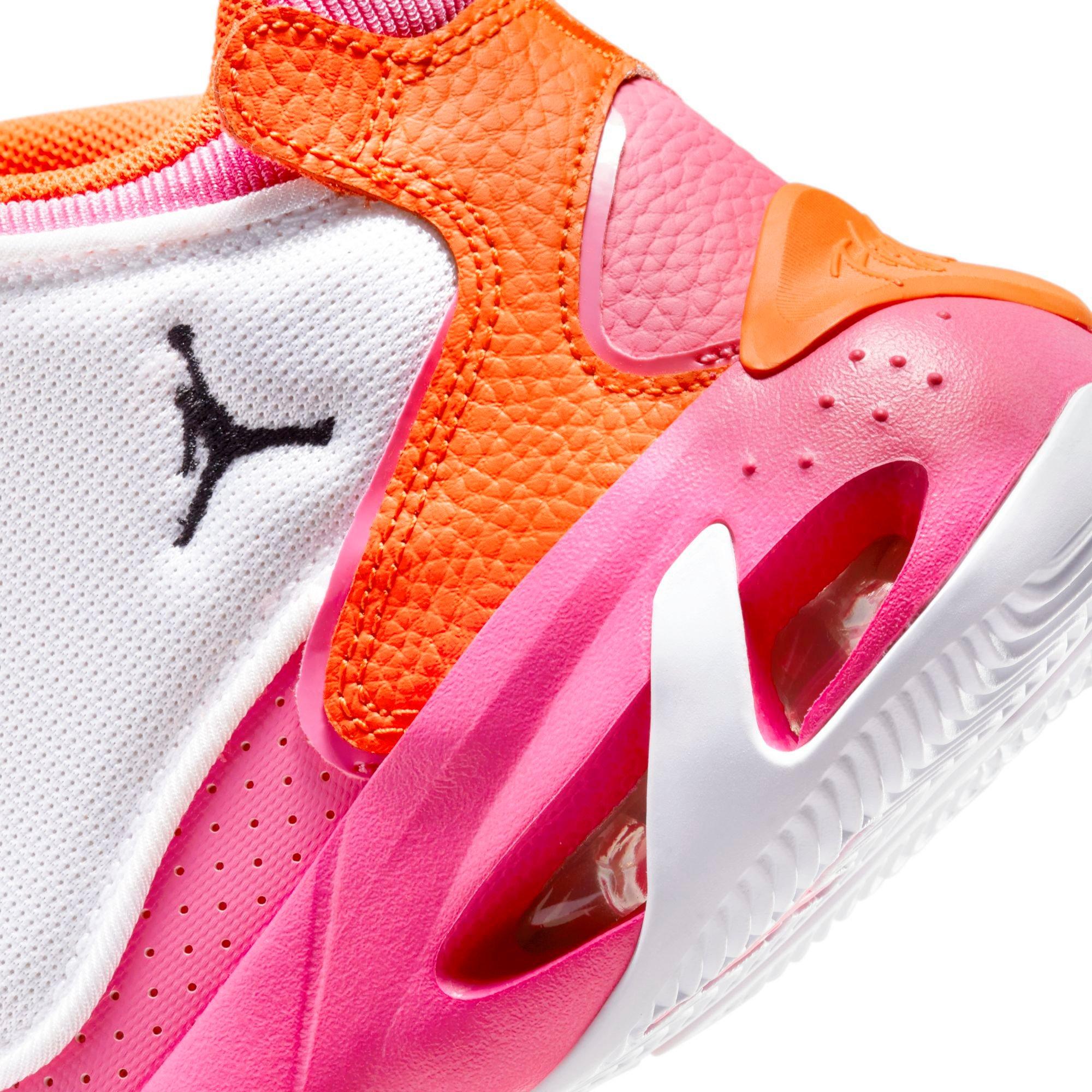 Jordan Max Aura 4 Grade School Girls' "WNBA" Shoe